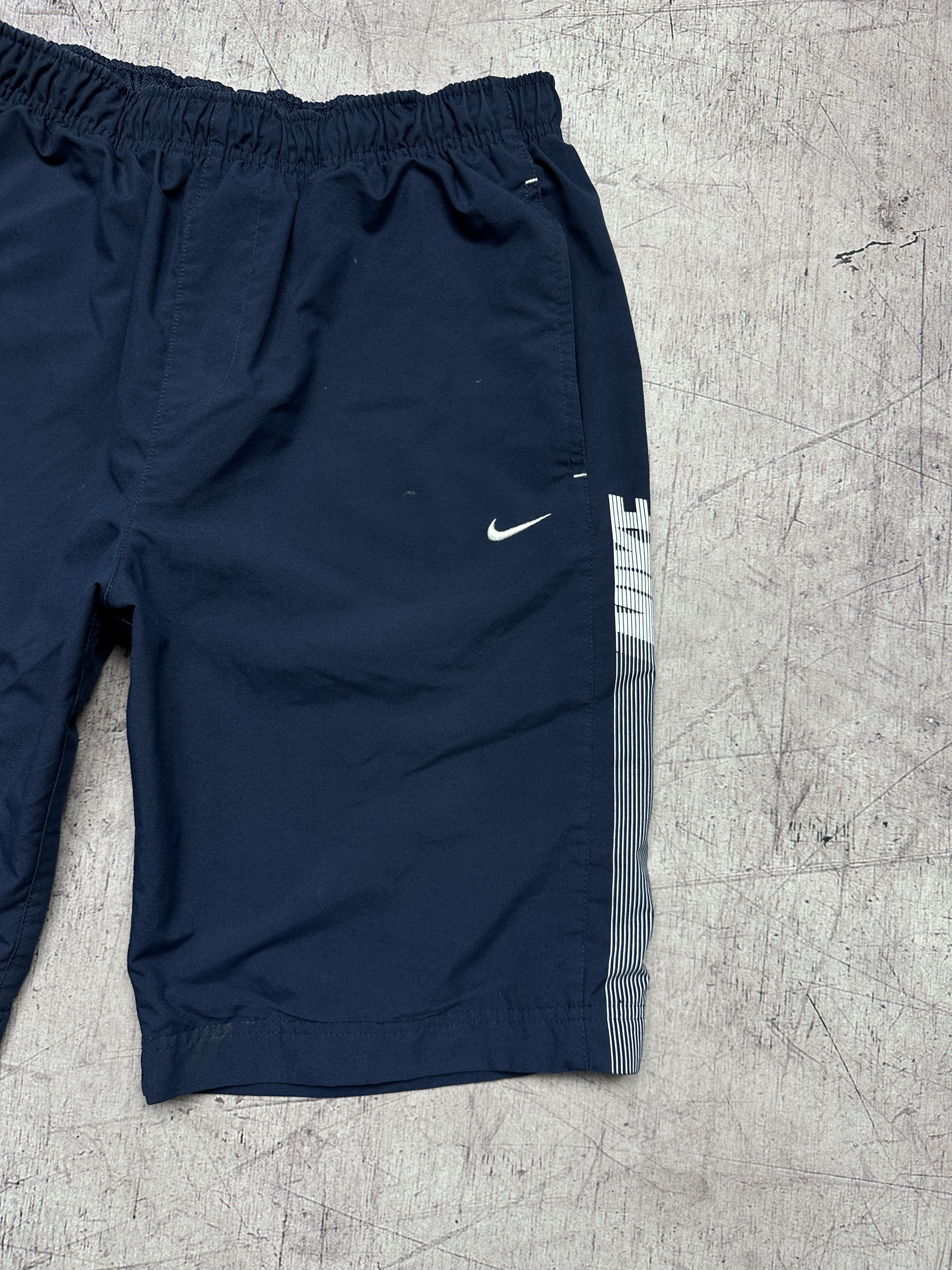 Nike Nike Mens Nylon Shorts Size US 34 / EU 50 - 2 Thumbnail