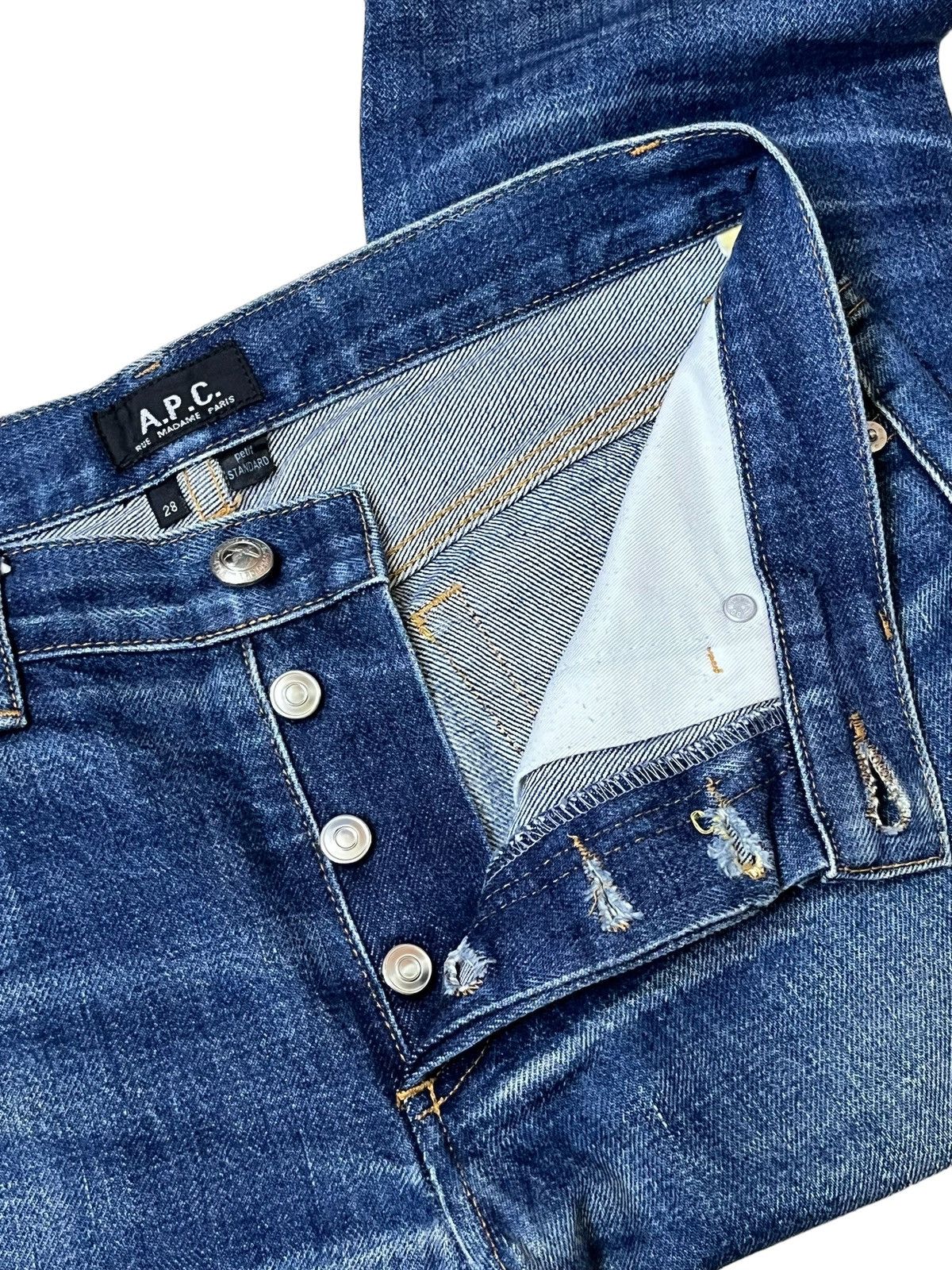 A.P.C. A.P.C RUE MADAME PARIS JEAN BUTTON REDLINE SELVEDGE JEANS Size US 30 / EU 46 - 7 Thumbnail
