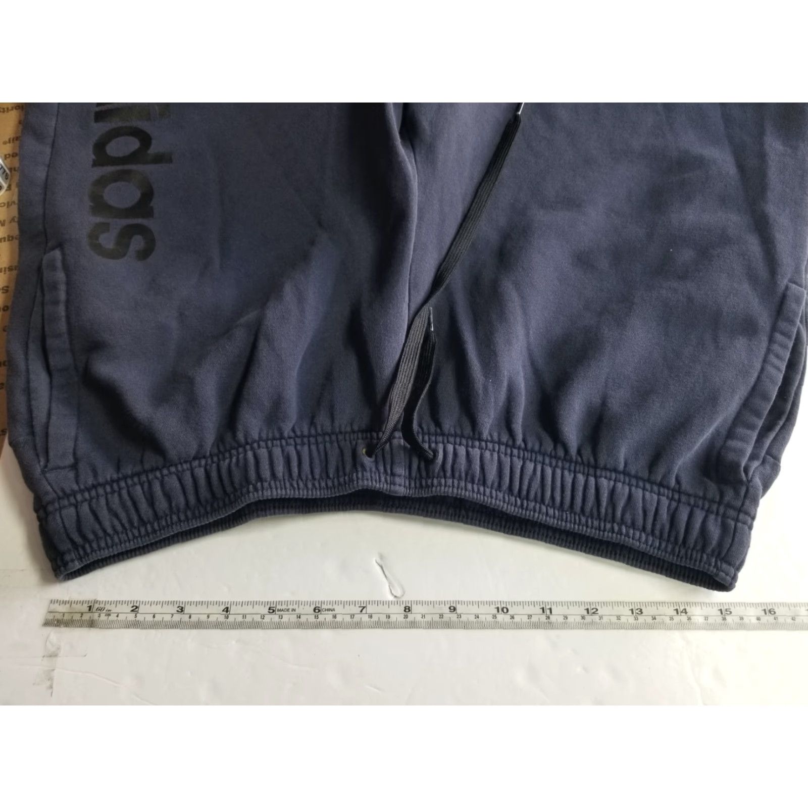Adidas Adidas Sweat Men Activewear Shorts L Navy Blue Pockets Drawstring Size US 33 - 2 Thumbnail