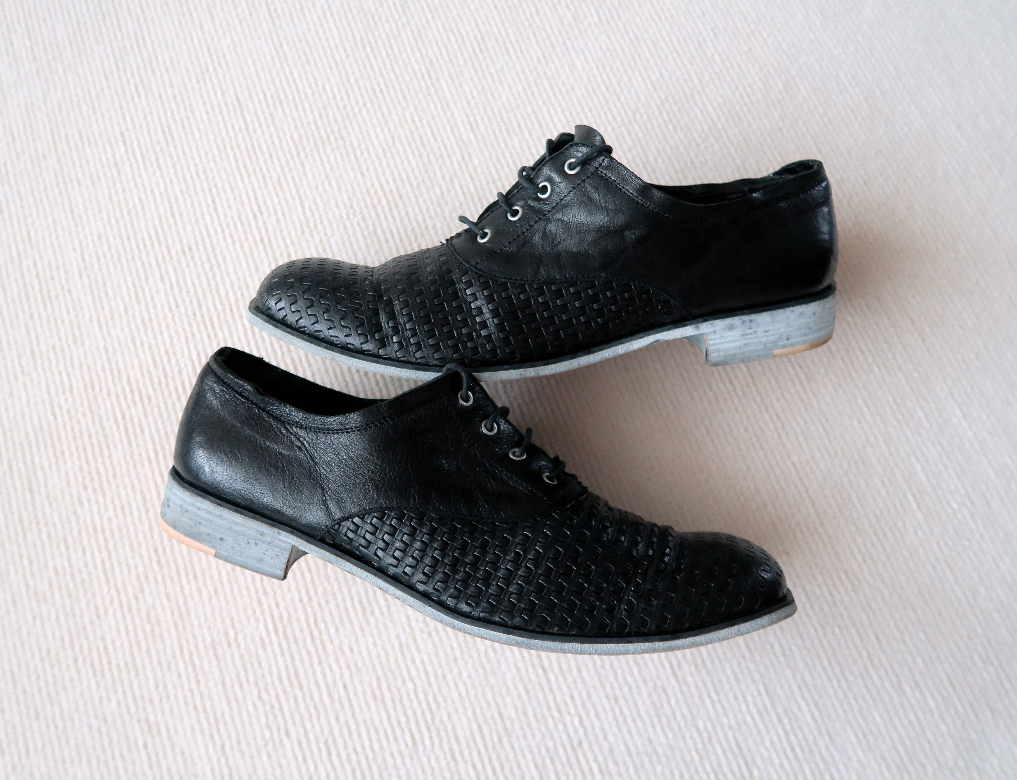 Other Collection Privee Italy Cross-Stitch Distressed Shoes Size US 11 / EU 44 - 1 Thumbnail
