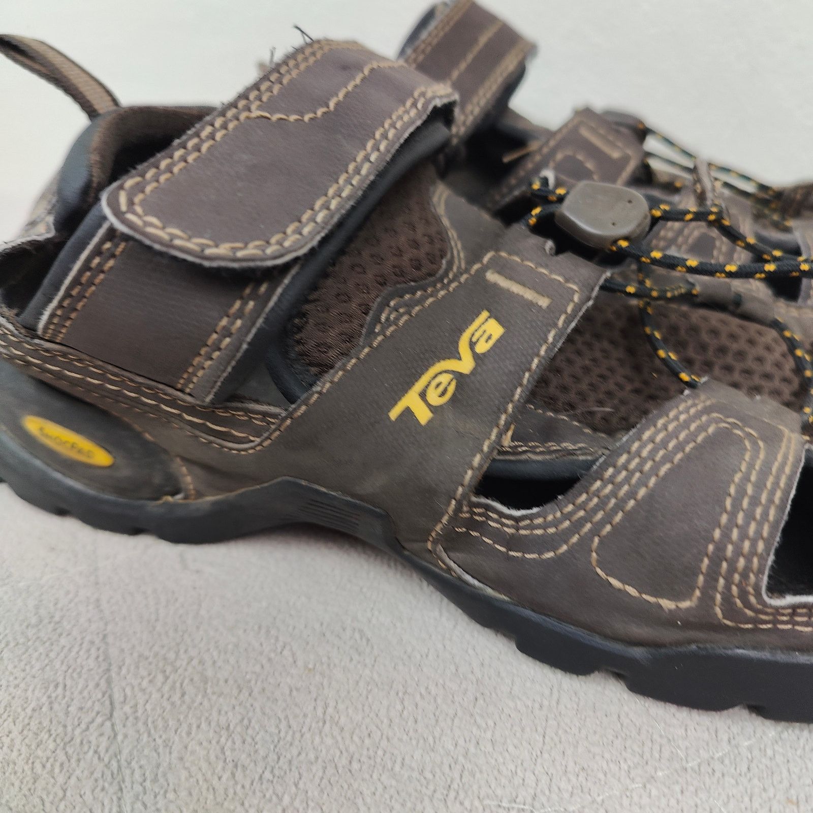 Teva Teva Forebay Sandals Mens 9 Brown Amphibious Hiking Size US 9 / EU 42 - 2 Thumbnail