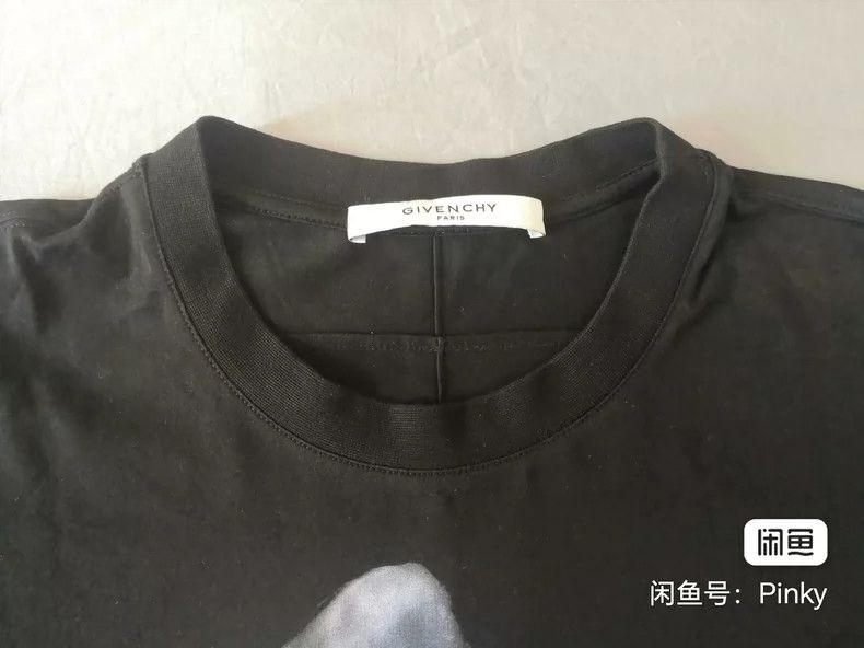 Givenchy Givenchy Shark Short Sleeve T-Shirt Size US M / EU 48-50 / 2 - 2 Thumbnail