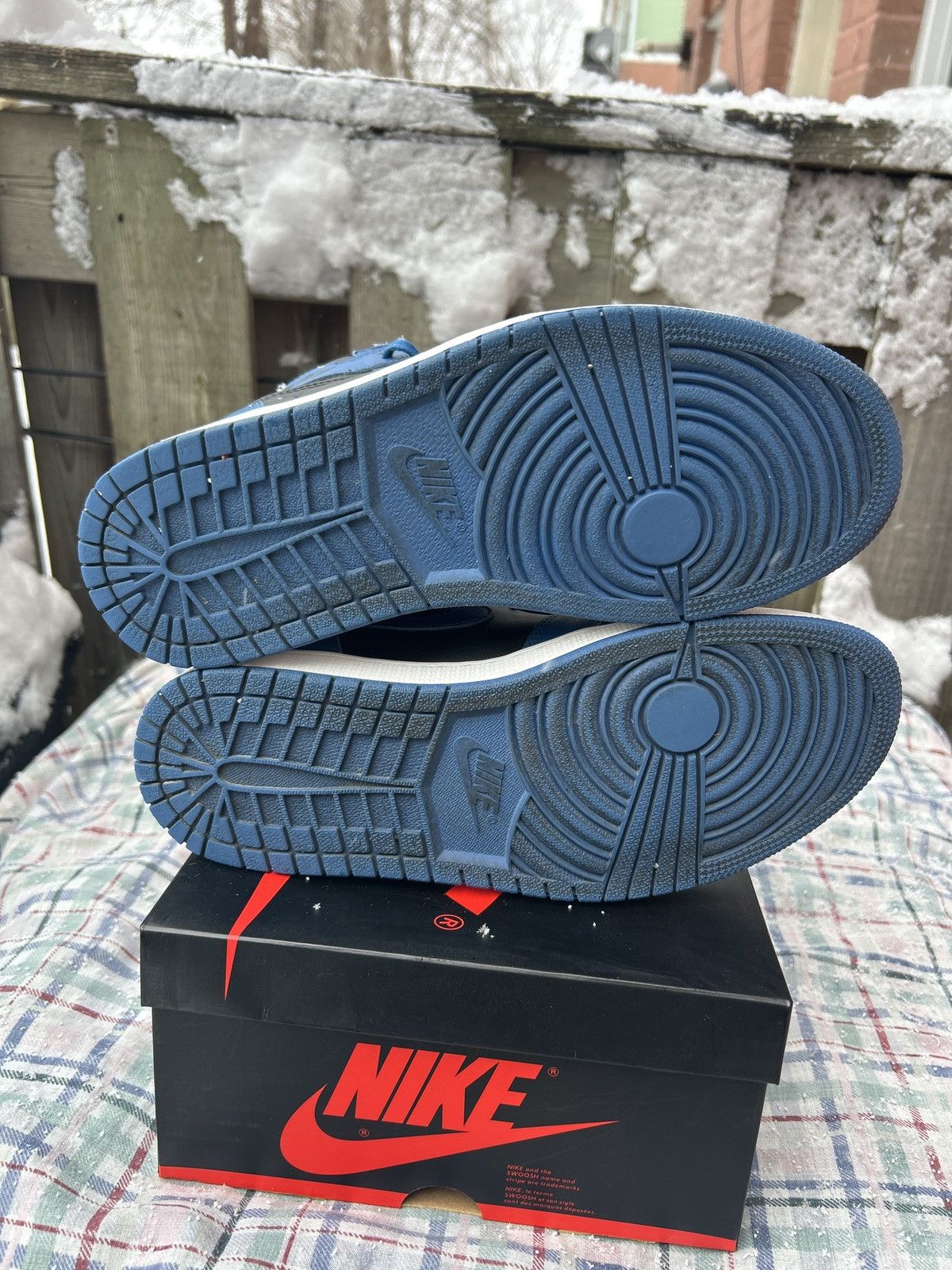 Jordan Brand × Nike Jordan 1 Retro High OG Dark Marina Blue Size US 10 / EU 43 - 5 Thumbnail