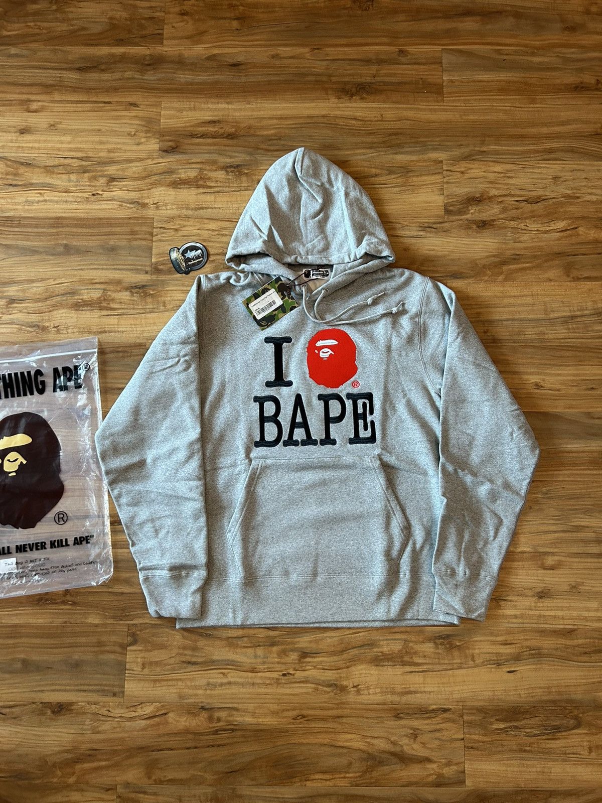Bape NEW Bape I Love Bape Logo Pullover Hoodie Size US L / EU 52-54 / 3 - 5 Thumbnail