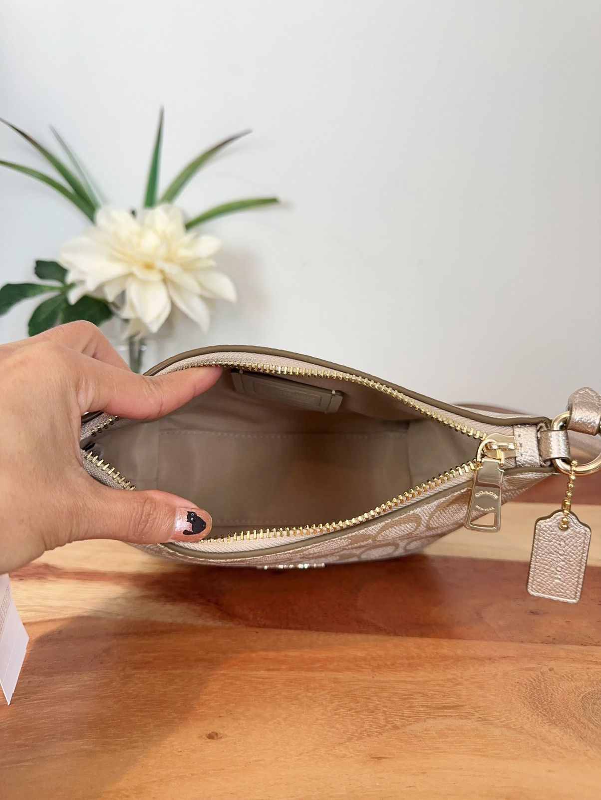 Coach NWT Coach Zip Top Crossbody Bag In Signature Canvas Size ONE SIZE - 6 Thumbnail