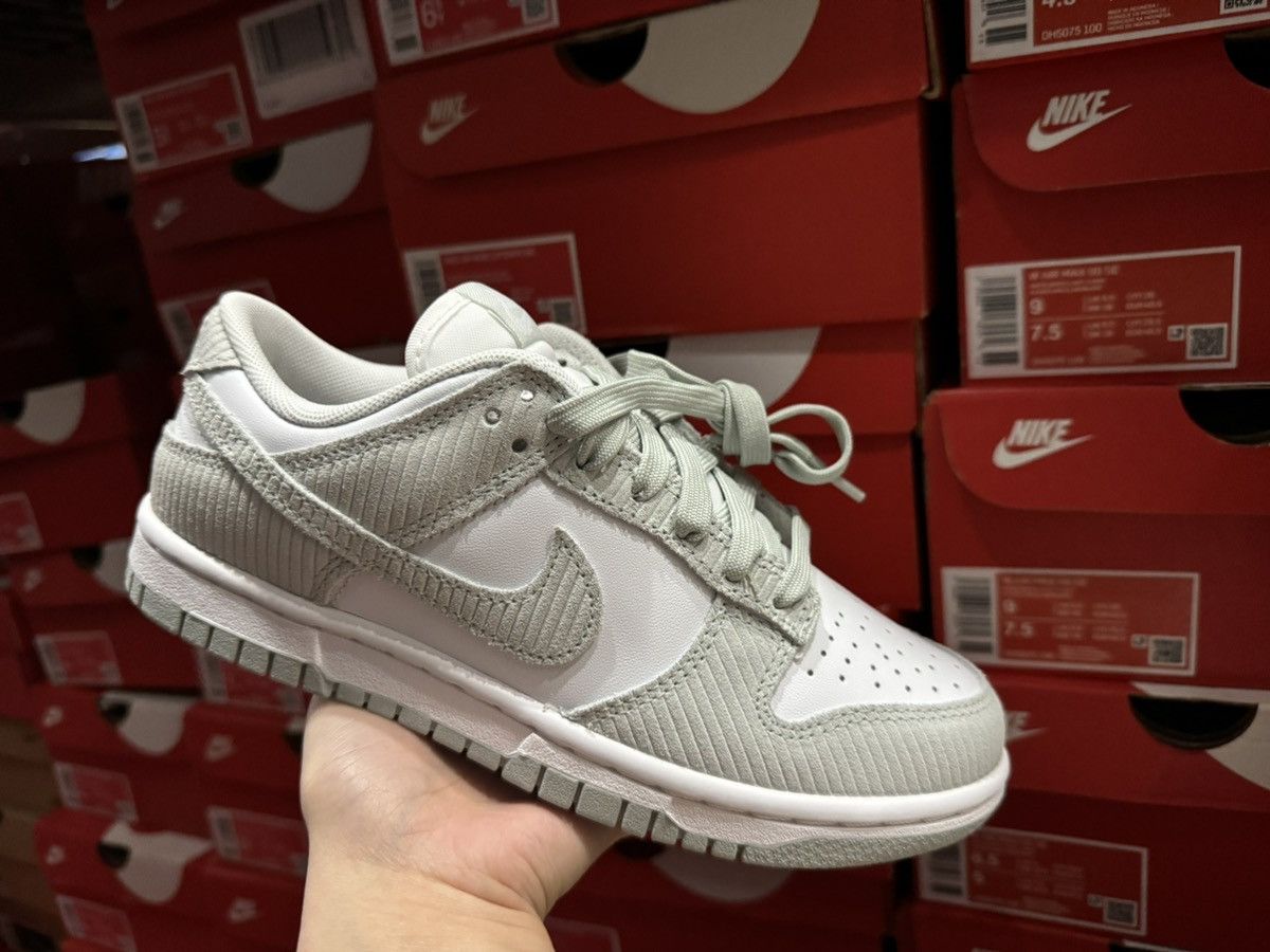 FN7658-100 Nike Dunk Low Light Silver Corduroy 8W