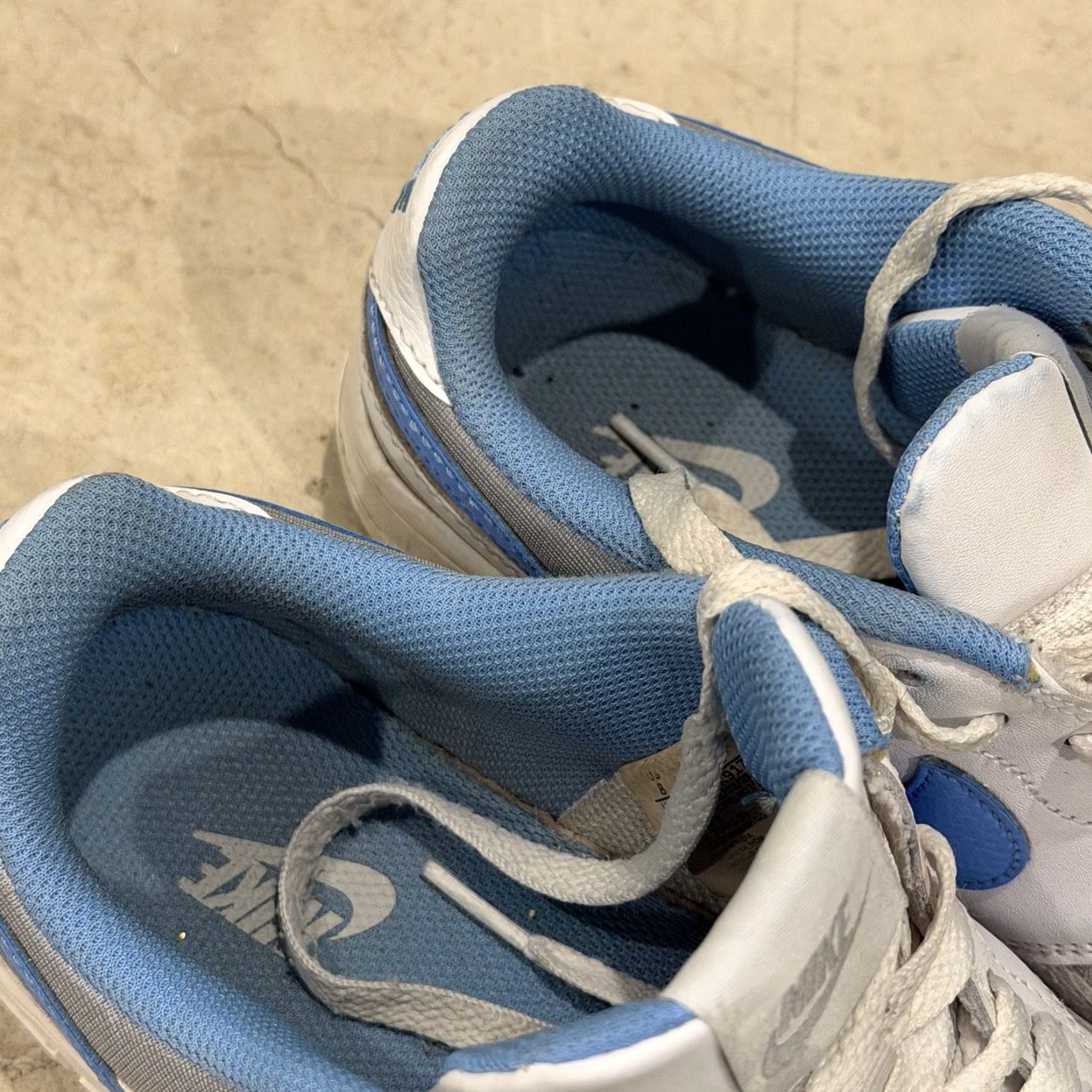 Nike Nike Gamma Force Sneaker Womens White/university Blue Size 8 DX9176-108 Size US 6 / IT 36 - 3 Thumbnail