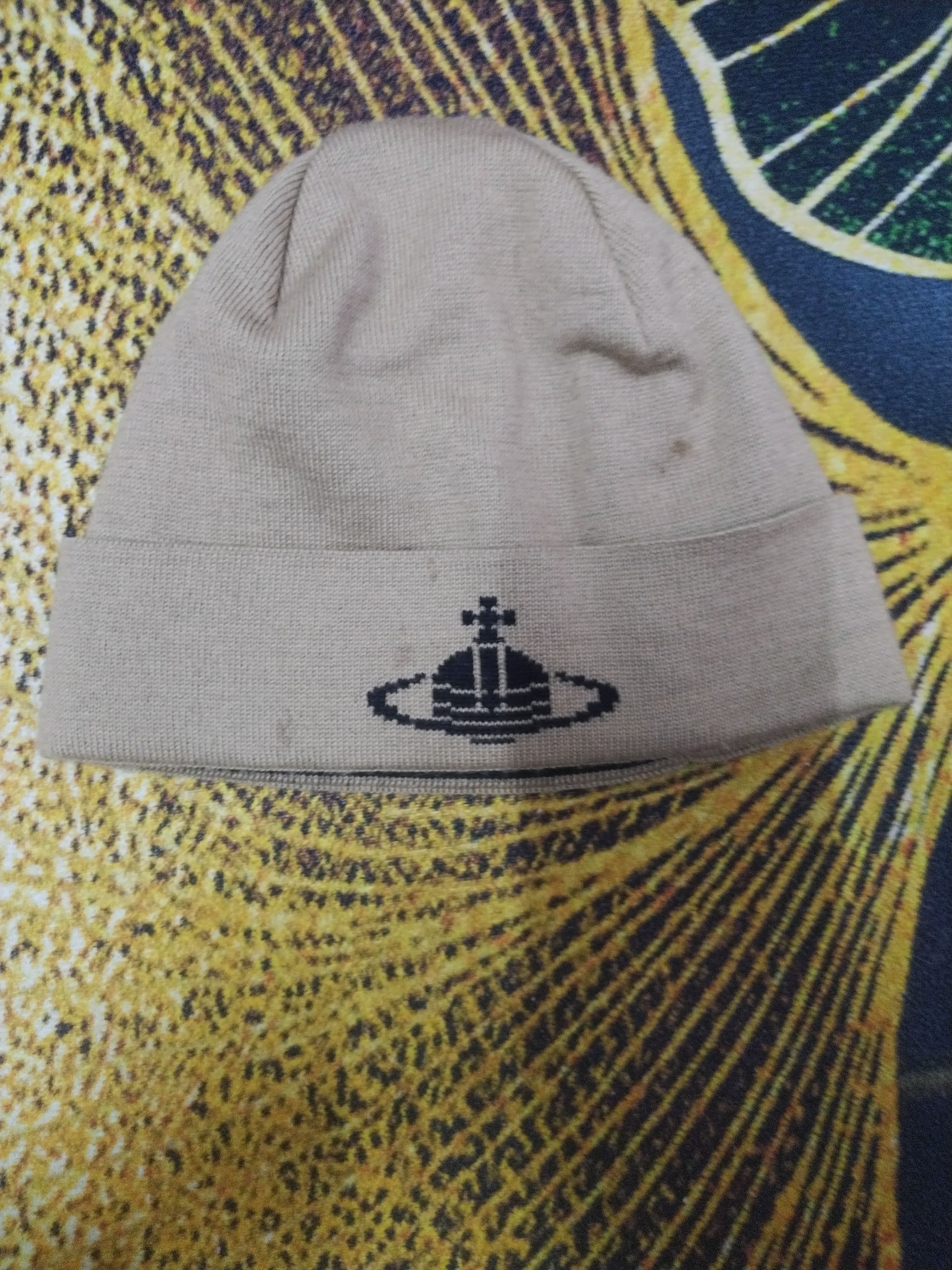 Vintage vivienne westwood nice design big logo