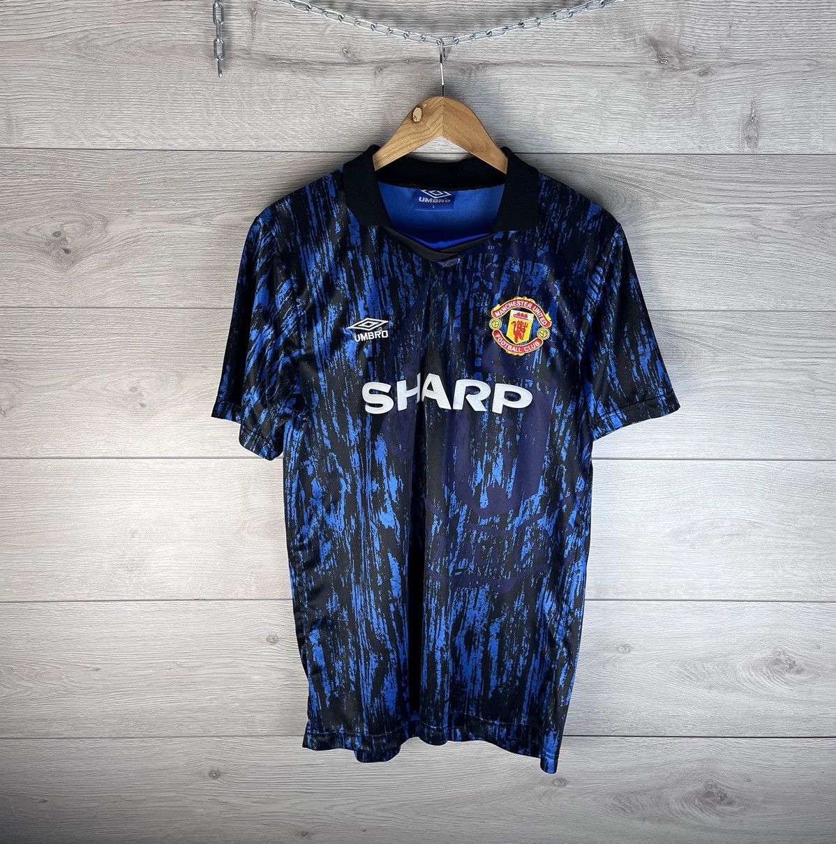 Vintage men’s soccer jersey Umbro FC Manchester United L