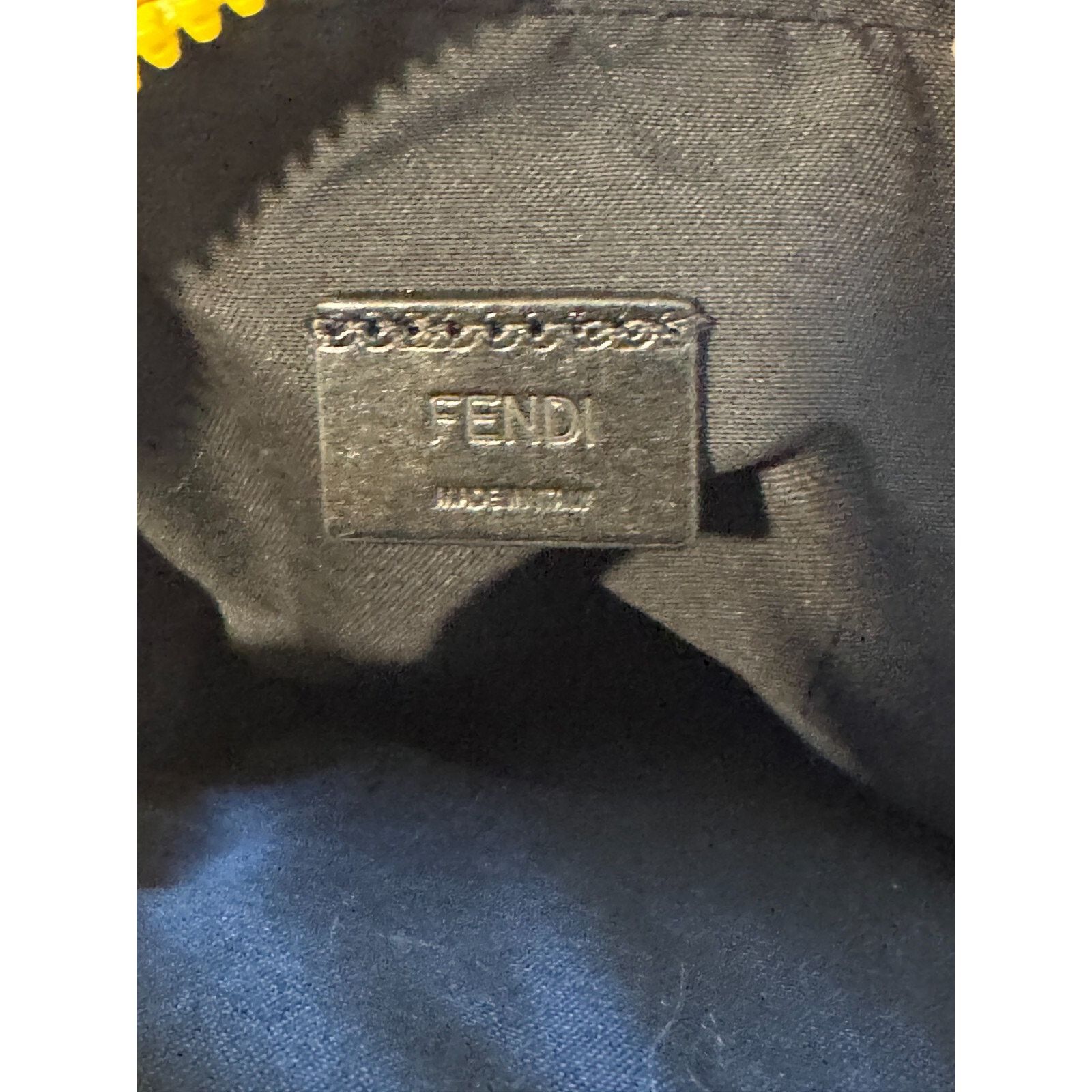 Fendi Authentic FENDI Baguette CrossBody Shoulder Bag | Phone Bag Size ONE SIZE - 5 Thumbnail