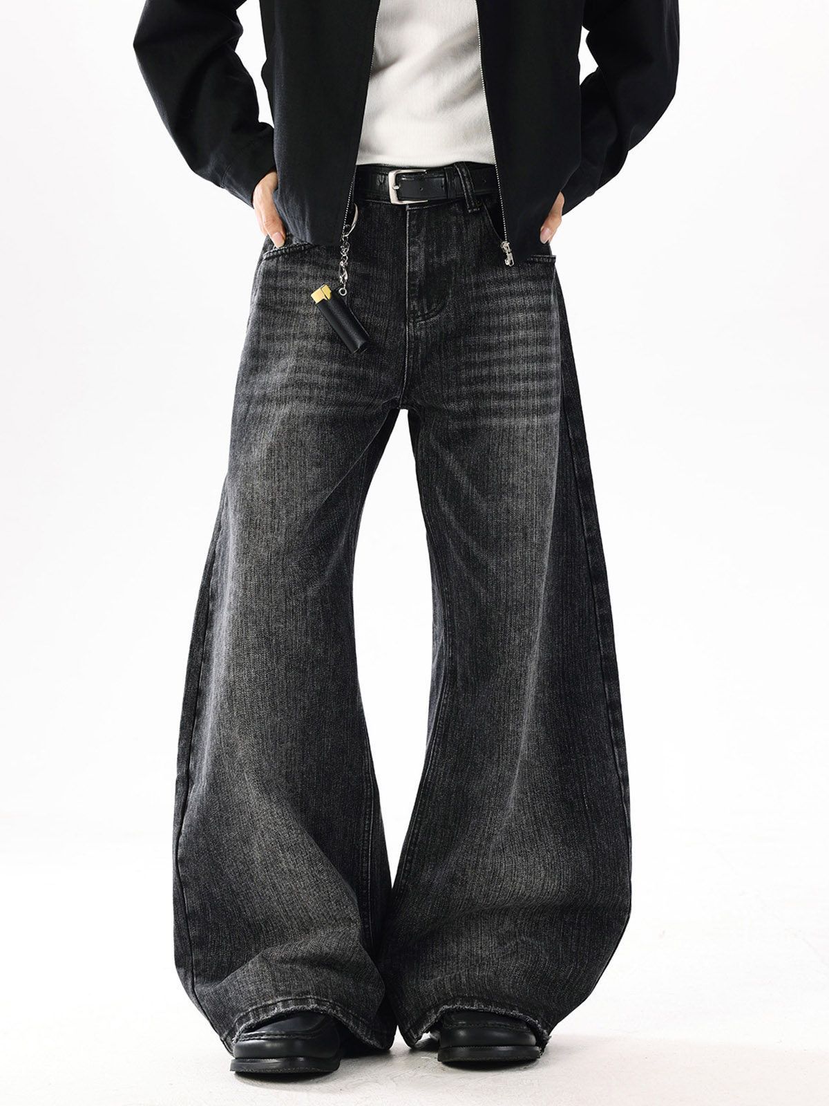 Jean Retro washed men's loose straight leg curved jeans Size US 32 / EU 48 - 1 Thumbnail