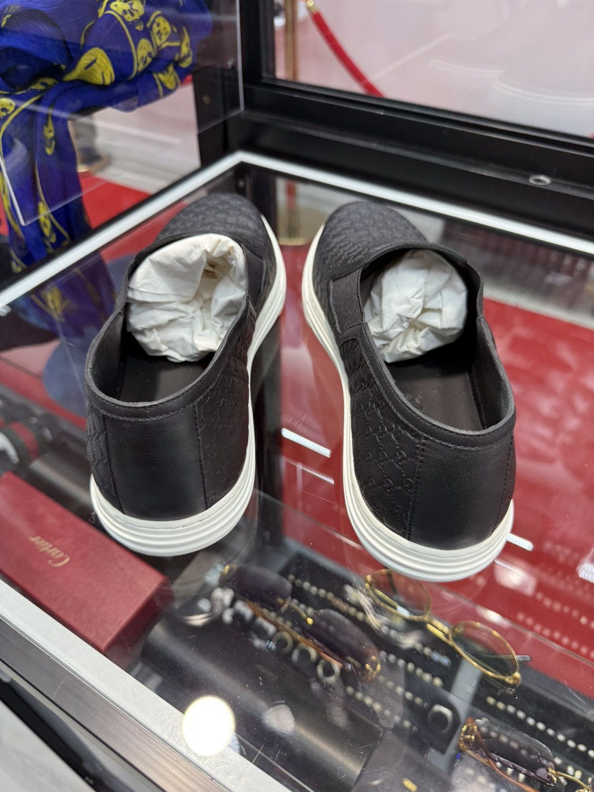 Gucci Gucci Men Shoes size 10 Size US 10 / EU 43 - 4 Thumbnail