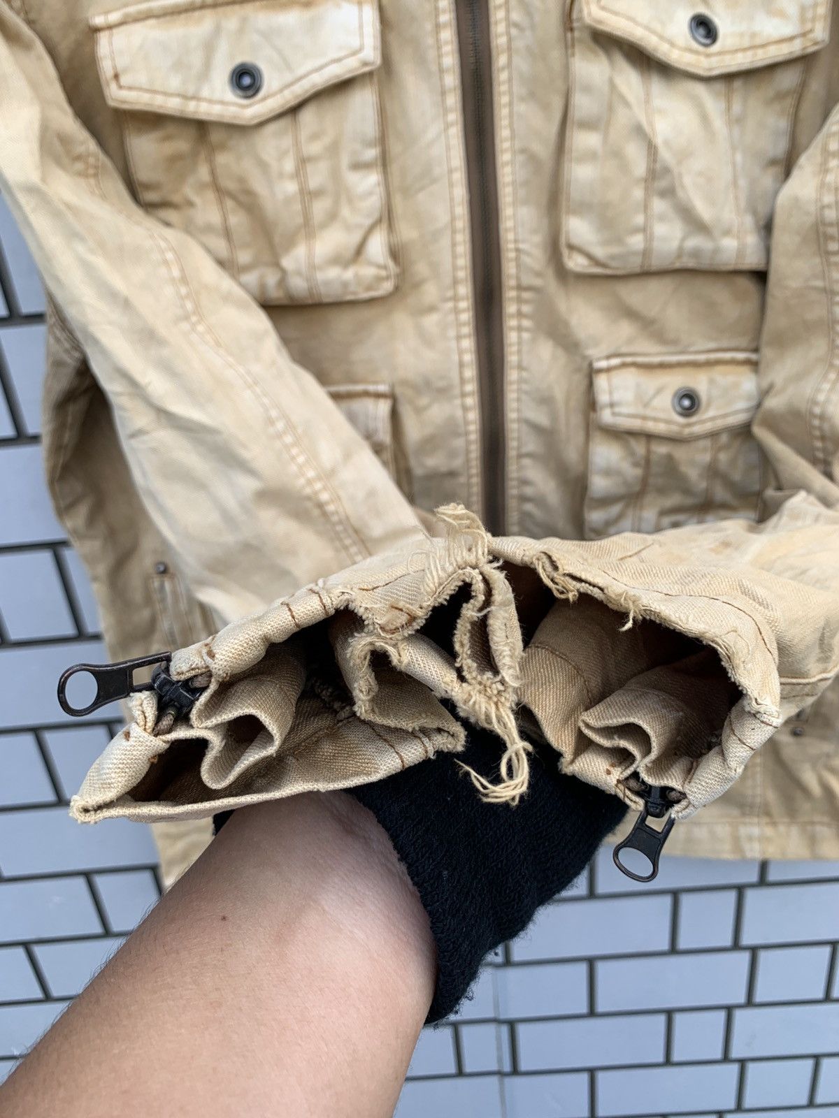 In The Attic Japanese Brand in tha attic Multic Pocket Distressed Jacket Size US L / EU 52-54 / 3 - 12 Thumbnail