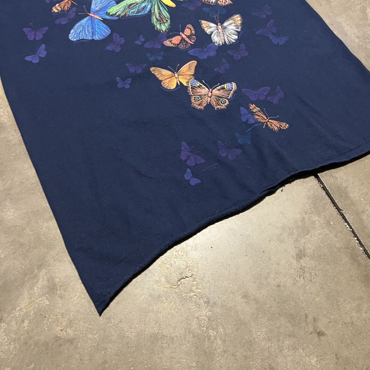 Vintage Vintage 90s Butterfly T shirt AOP Double Sided Graphic Tee Size US XL / EU 56 / 4 - 3 Thumbnail