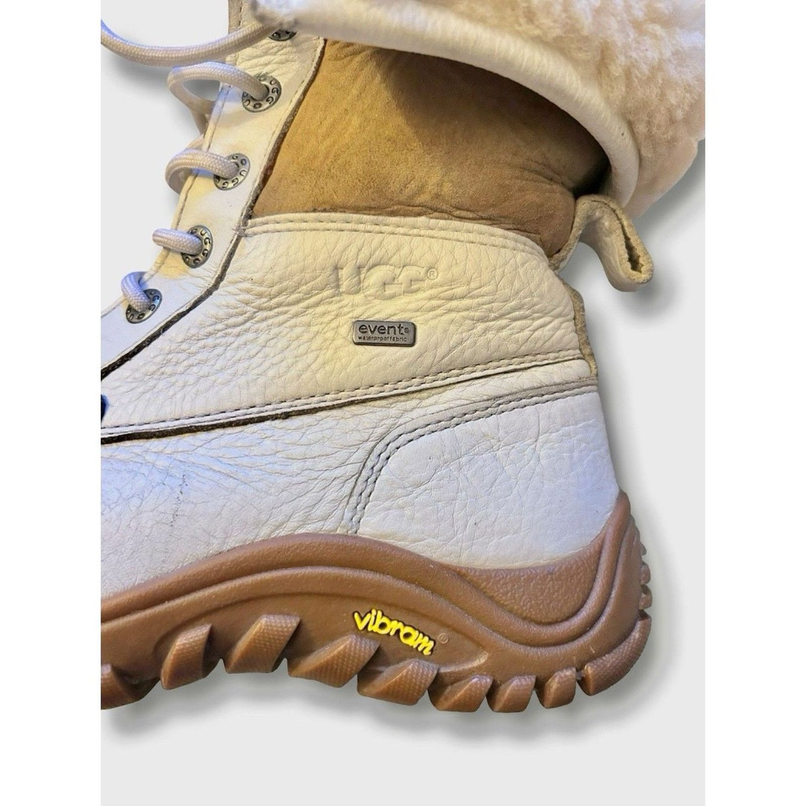 Ugg UGG Women's White Waterproof Shearling Lace-Up Snow Boots Size US 6 / IT 36 - 8 Thumbnail