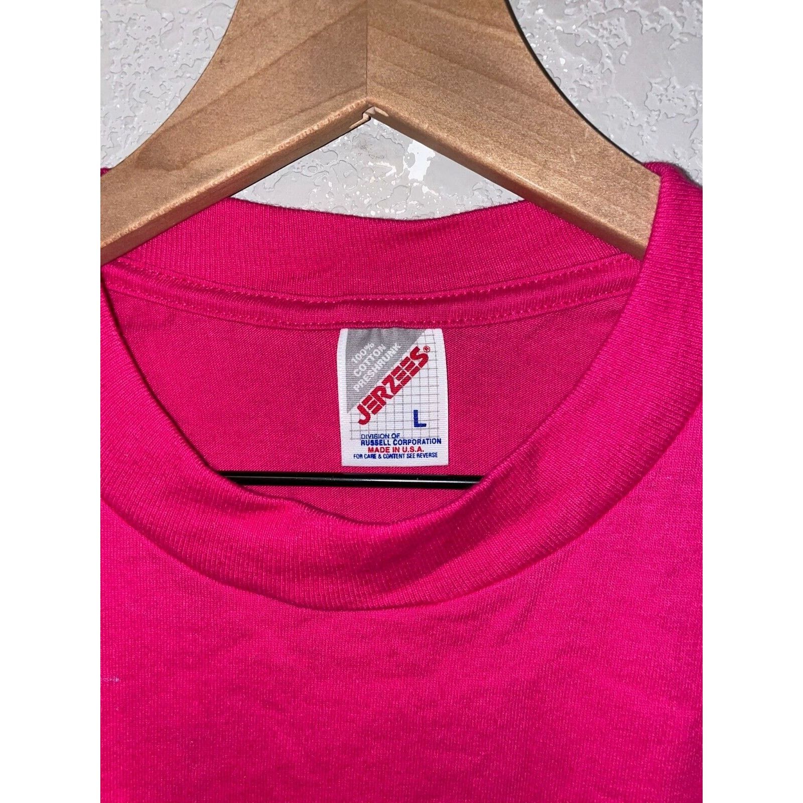 Jerzees Vintage Wisconsin Shirt Pink Flower Test Print Tee VTG 90s L Size US L / EU 52-54 / 3 - 6 Thumbnail