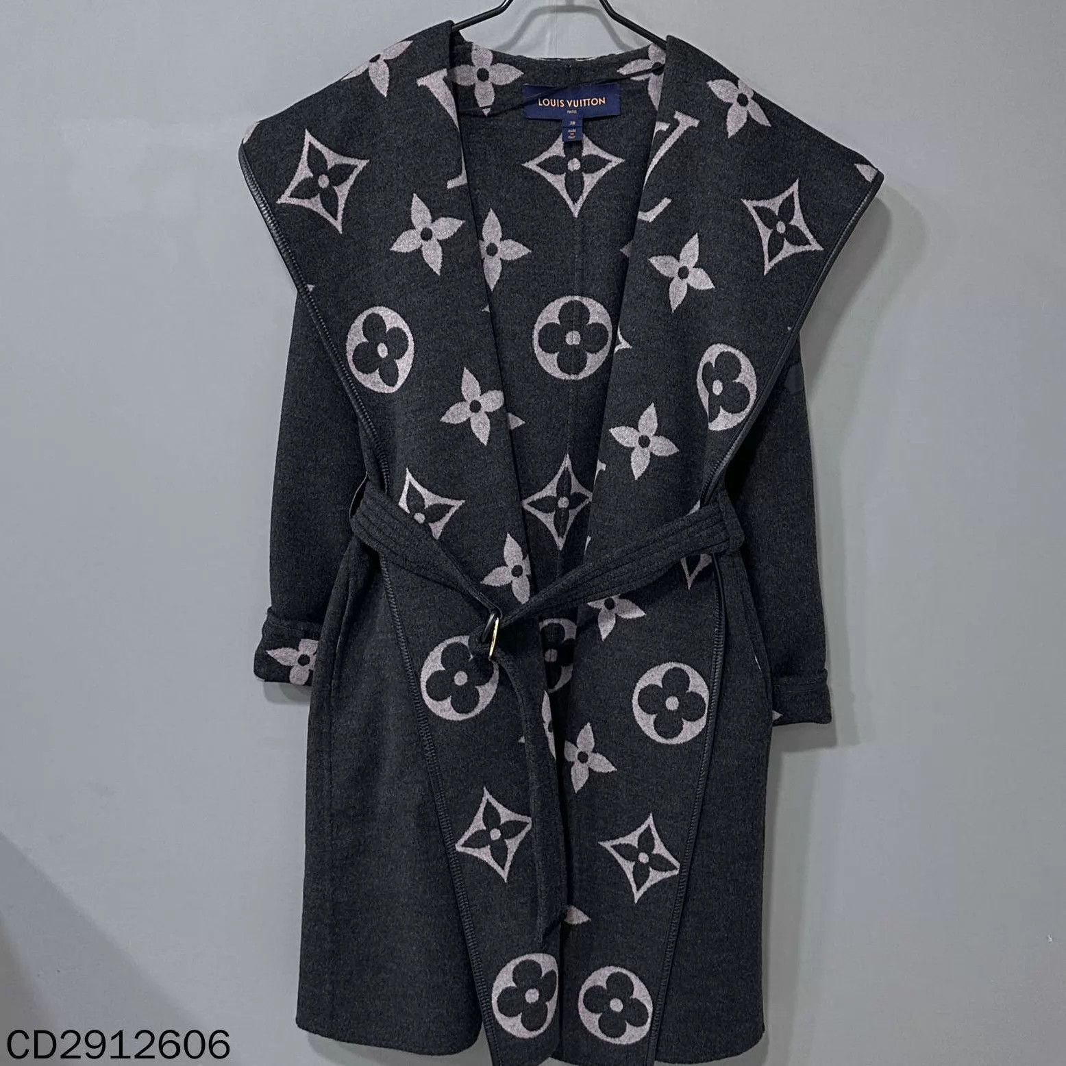 Louis Vuitton LV Monogram Black Gray Robe Coat 38 Size S / US 4 / IT 40 - 1 Thumbnail