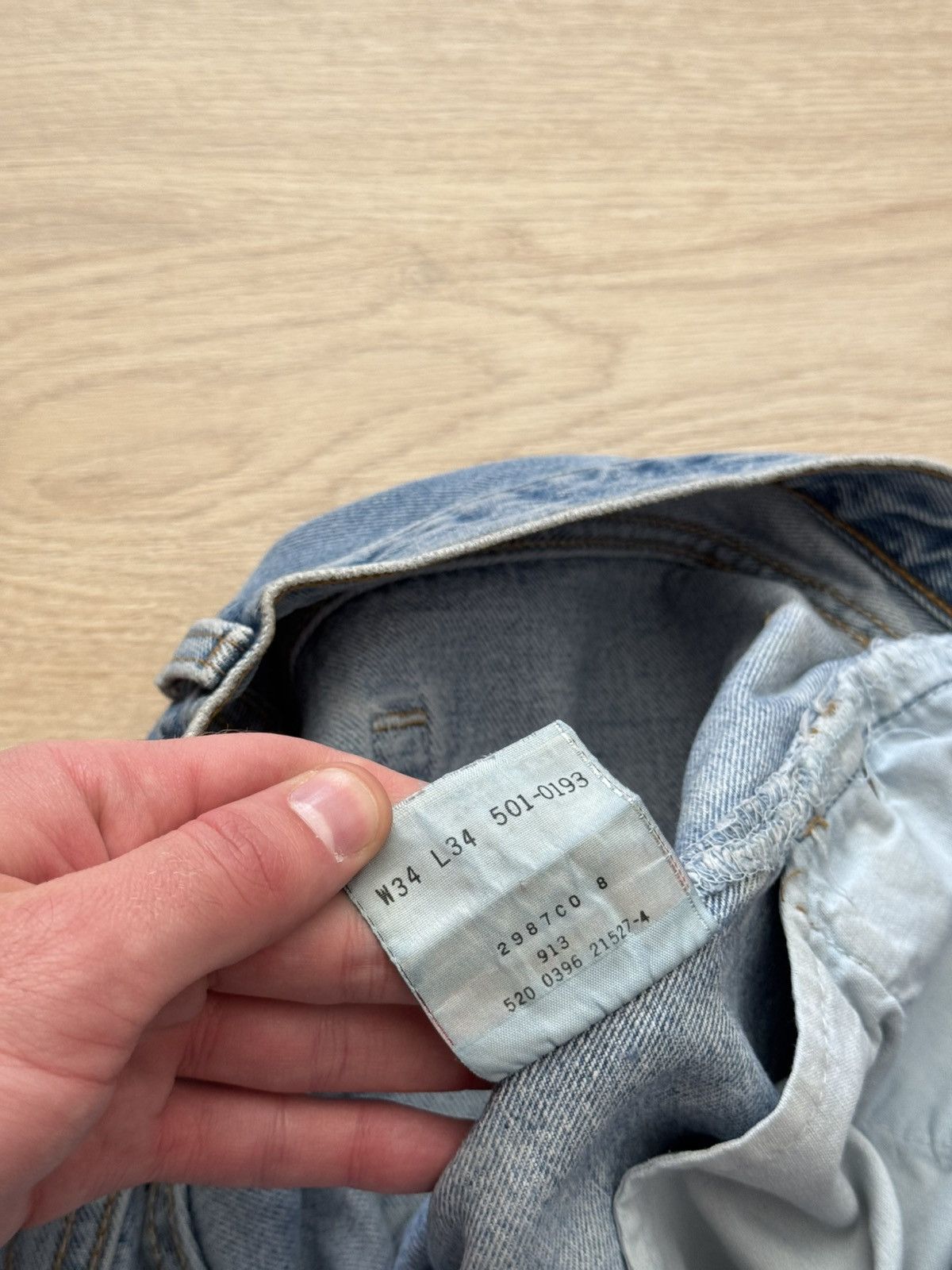 Levi's Vintage 90’s Levi’s Distressed Made In USA Blue Denim Jeans Size US 32 / EU 48 - 10 Thumbnail