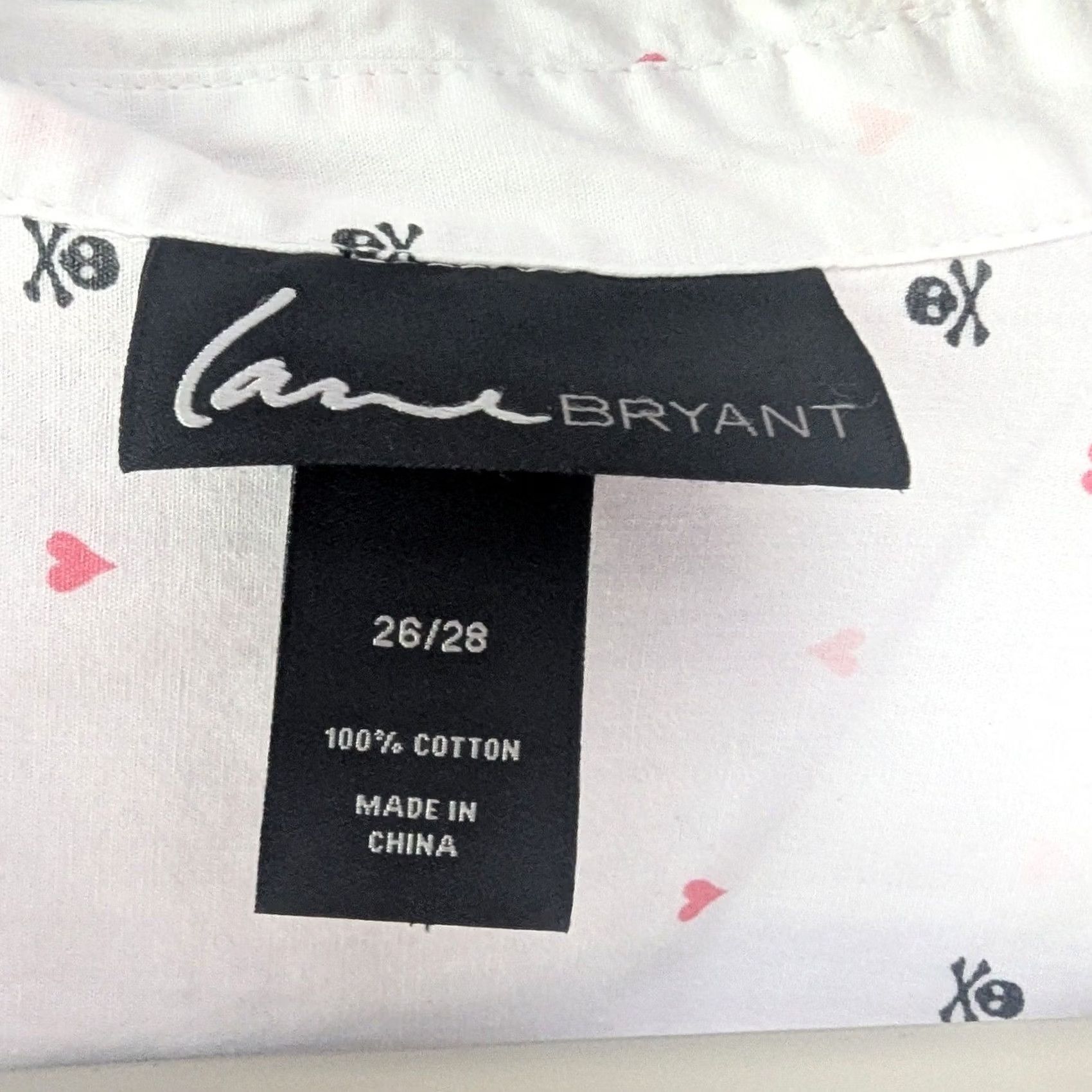 Vintage Lane Bryant Tunic Top Plus 26W White Button-Up Skull & Crossbones Hearts Print Cotton Long Sleeve Casual Workwear Womens Size 4XL / US 24-26 - 8 Thumbnail