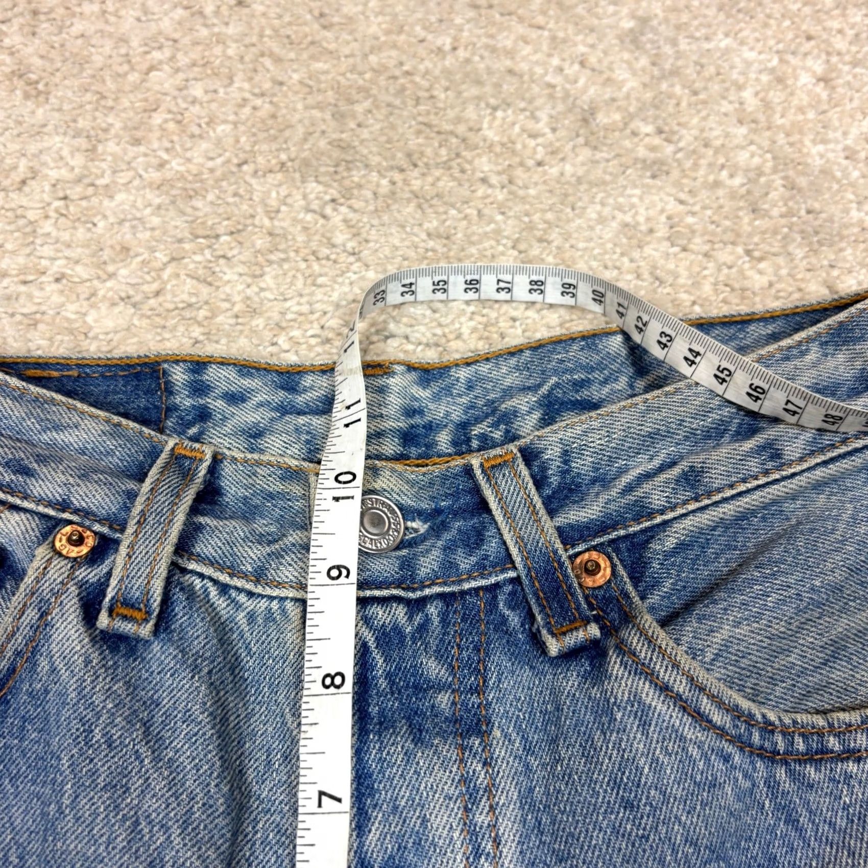 Levi's VINTAGE Levi's 501 Jeans Straight 28x32 Made in USA 90s Raw Hem Blue Size US 28 / EU 44 - 6 Thumbnail