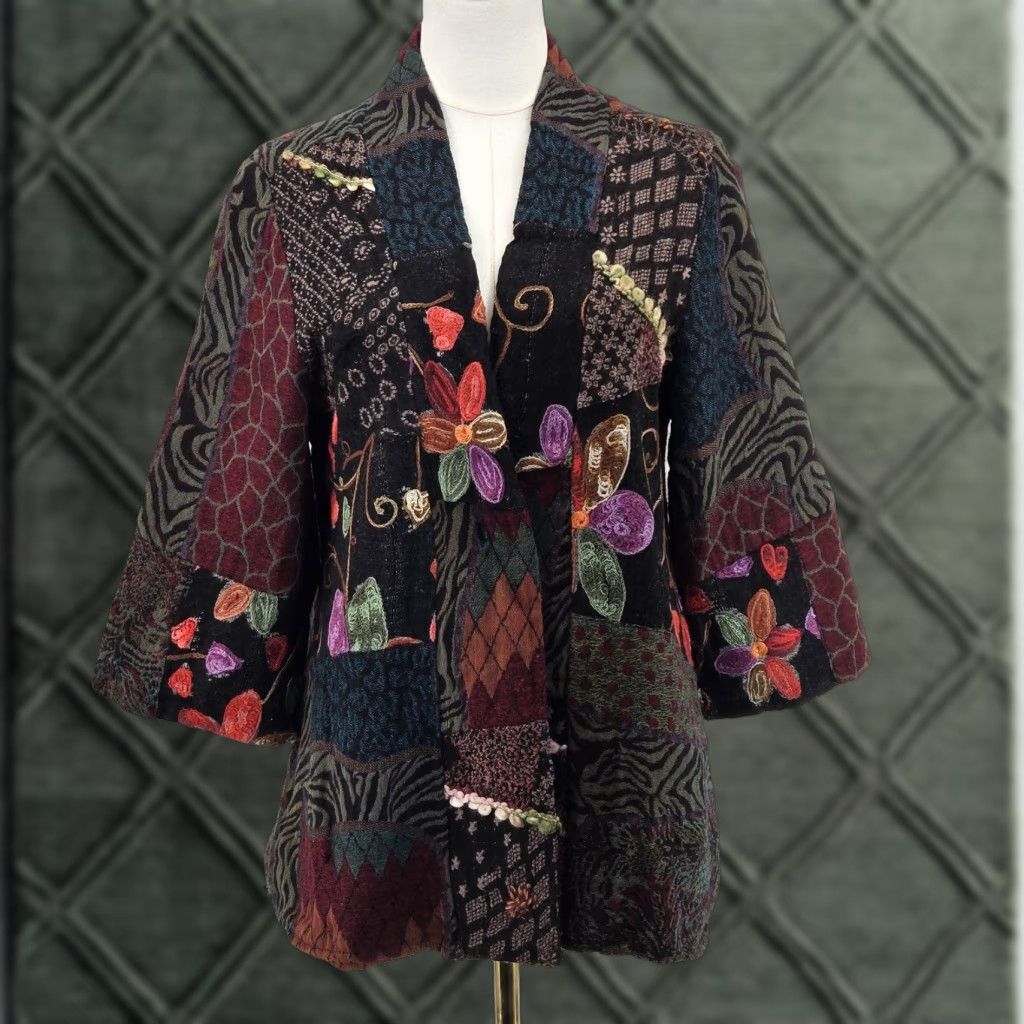 Soft Surroundings Soft Surroundings Jacket Womens PM Black Floral Tweed Kimono Embroidered Lined Size M / US 6-8 / IT 42-44 - 1 Thumbnail