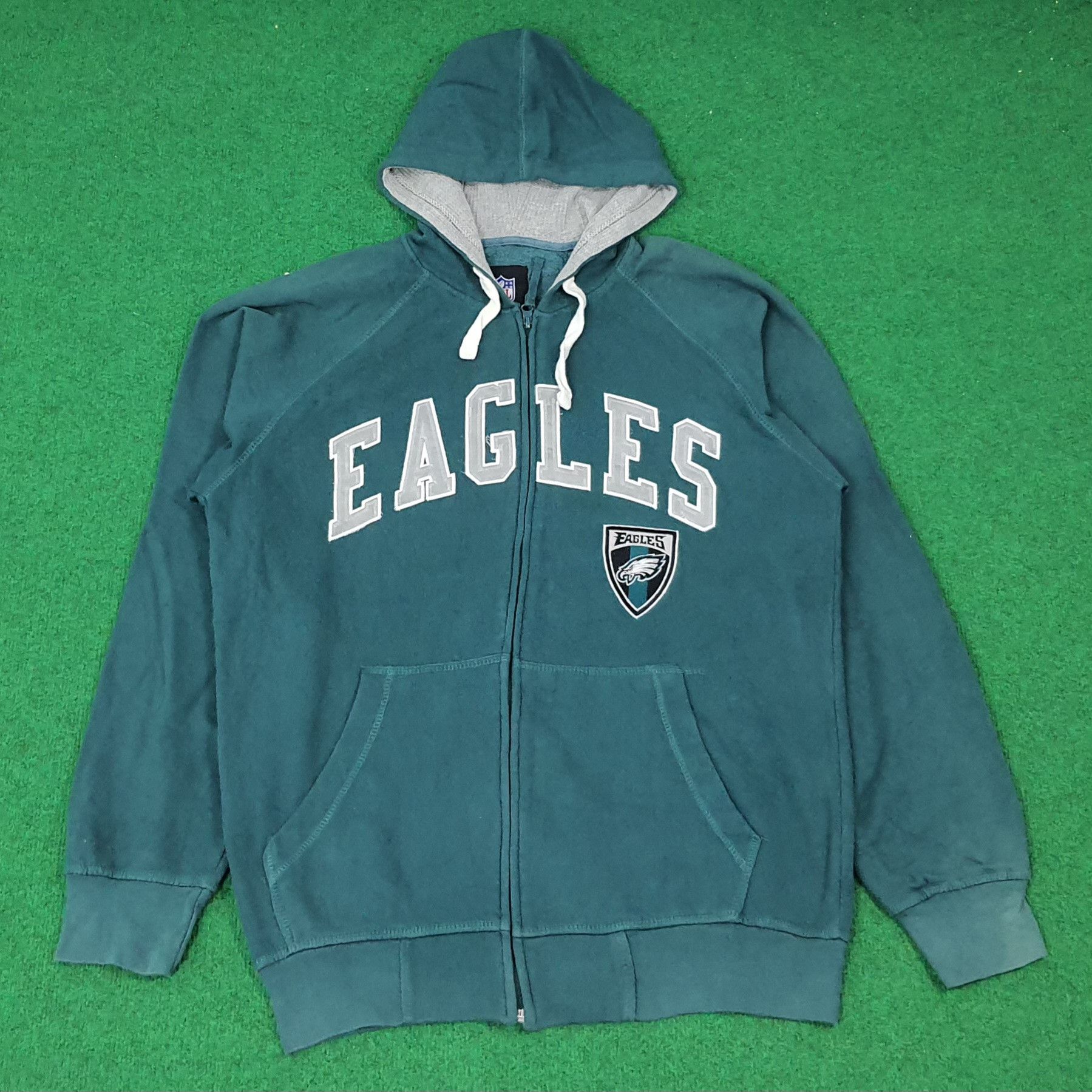 NFL Vintage NFL Eagle Sports Team Zipper Hoodie C270N13 Size US L / EU 52-54 / 3 - 1 Thumbnail