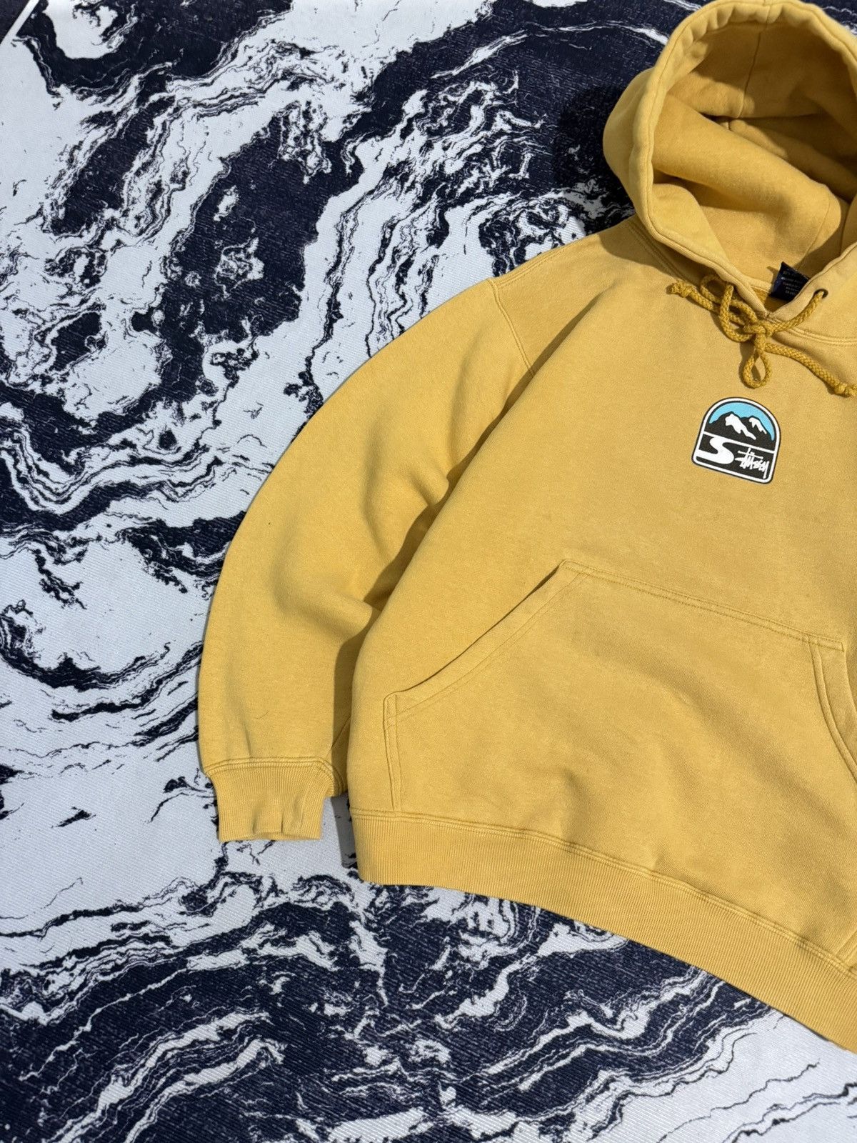 Vintage Vintage 90s stussy hoodie Size US S / EU 44-46 / 1 - 3 Thumbnail