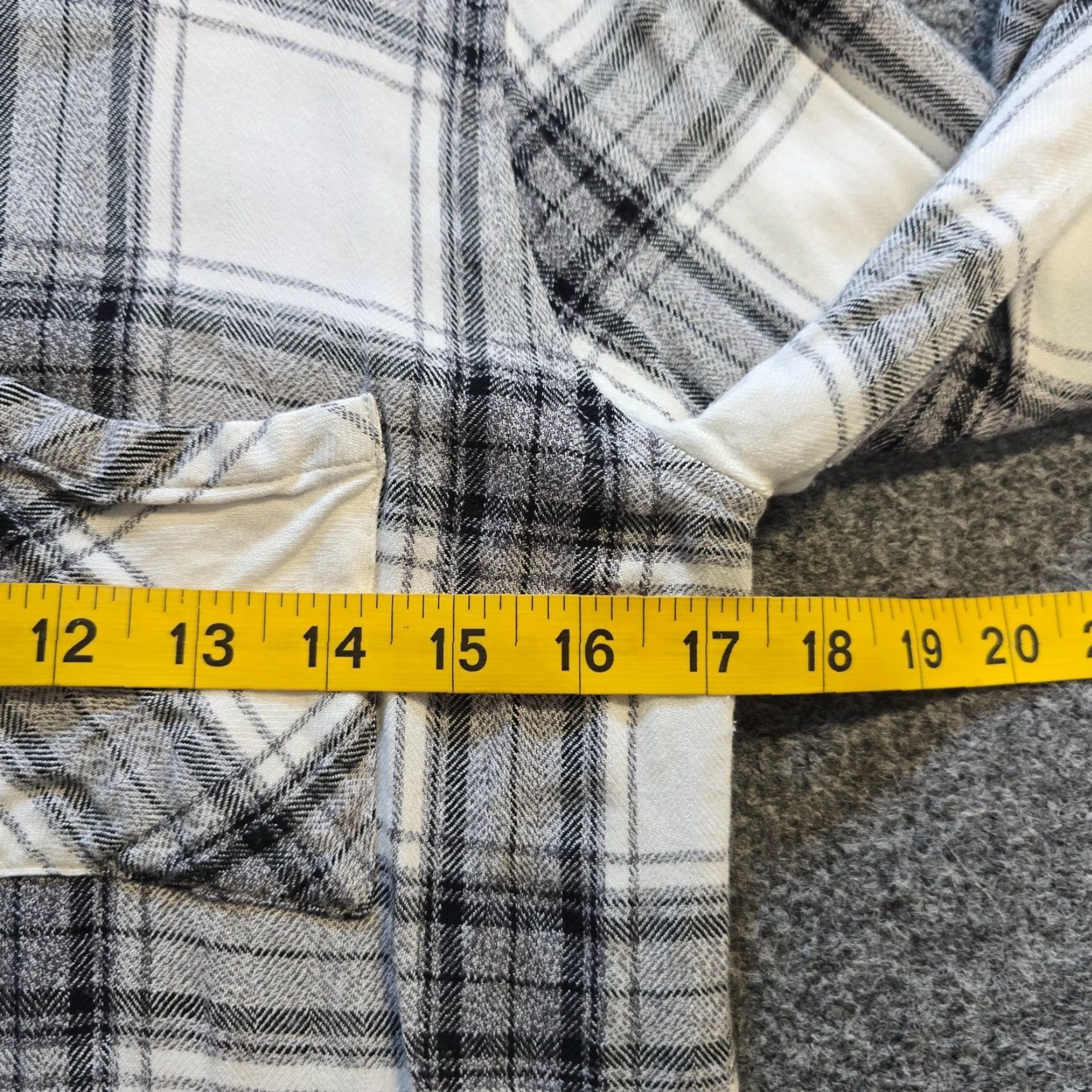Rails Rails Top Womens Medium White Gray Plaid Flannel Button-Up Long Sleeve Casual Shirt Size M / US 6-8 / IT 42-44 - 5 Thumbnail