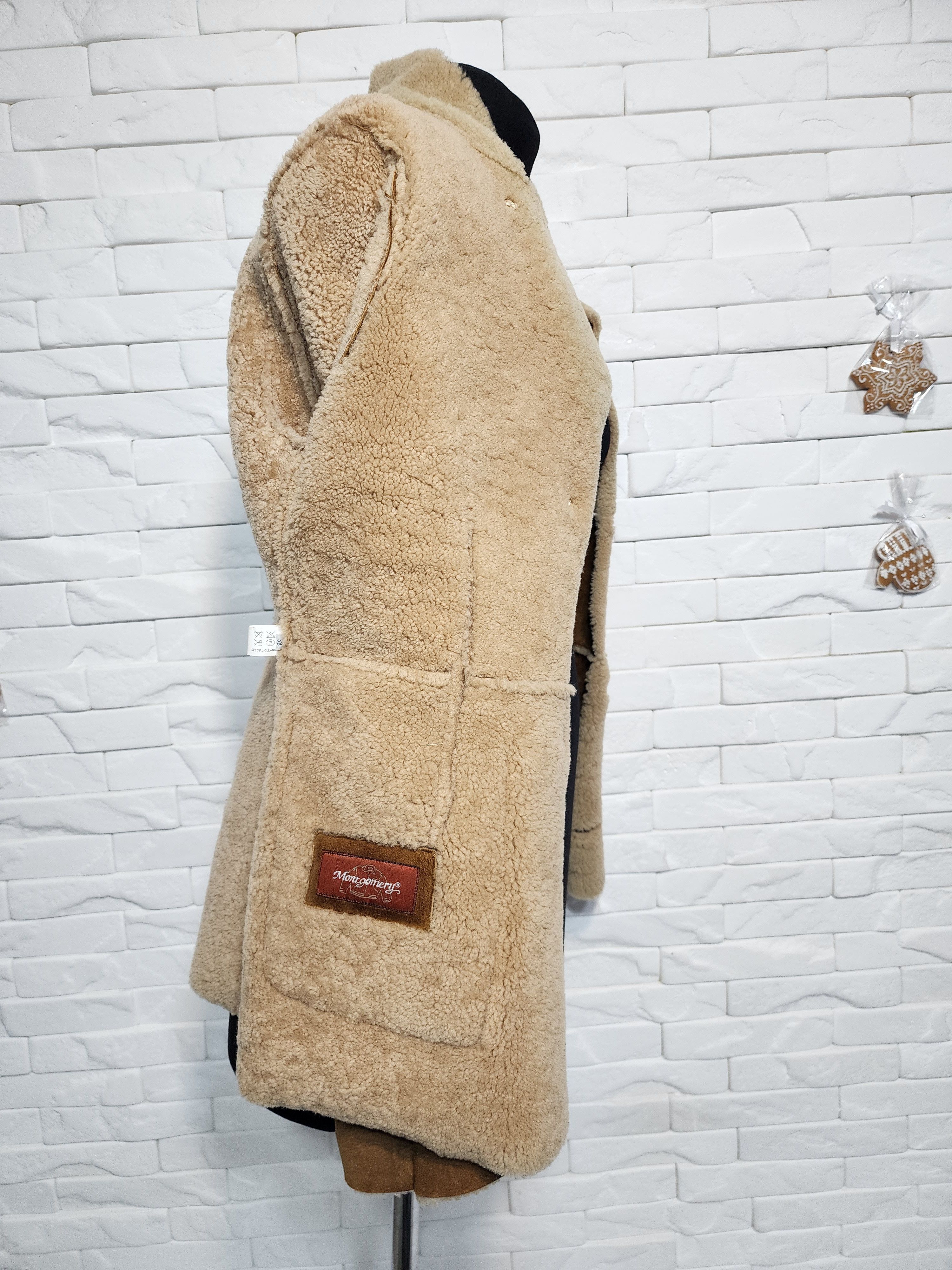 Furla Women's Brown Sheepskin Coat: Wide Fur Collar Size S / US 4 / IT 40 - 10 Thumbnail