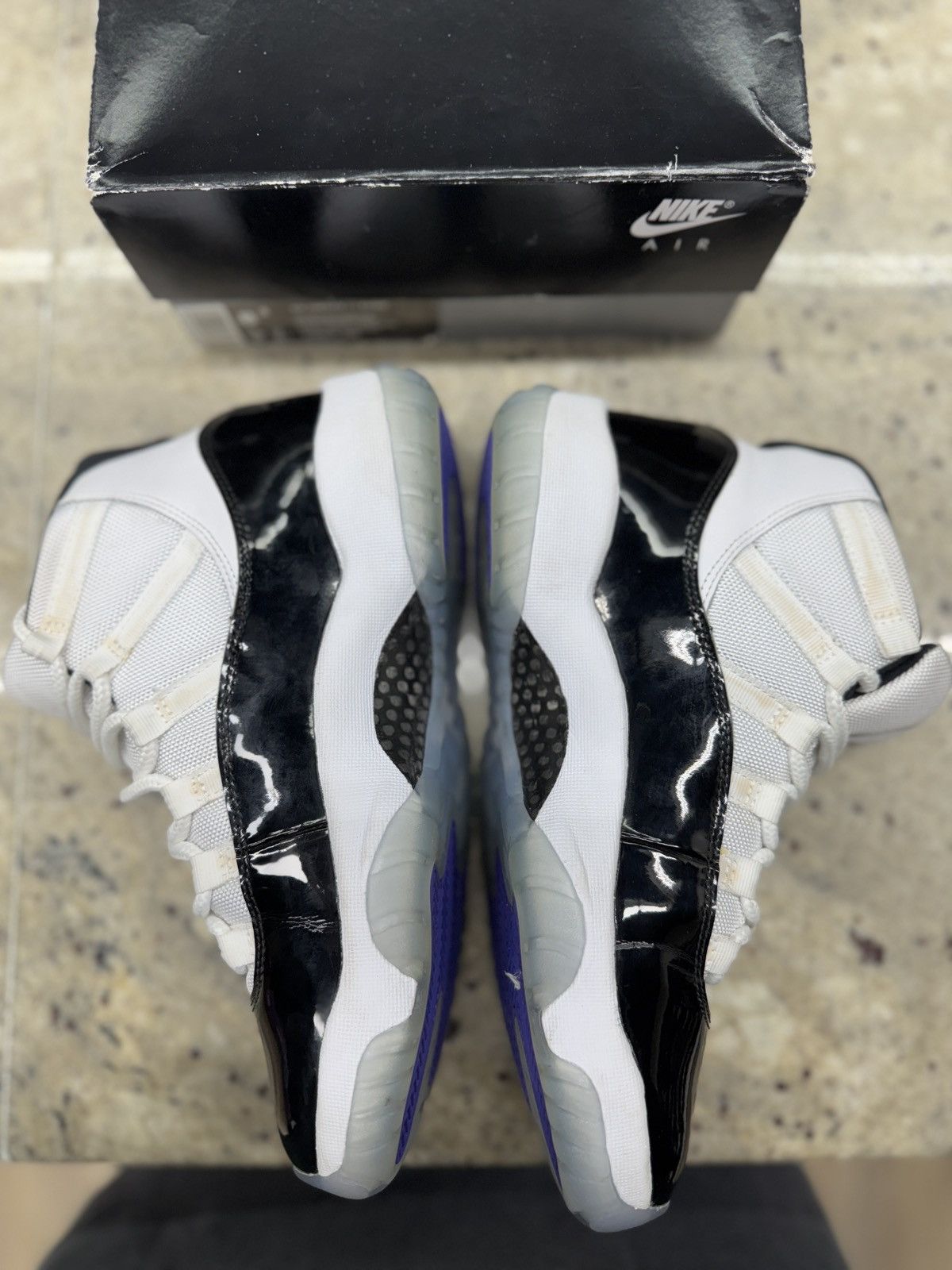 Jordan Brand Air Jordan Concord 11s Size US 8.5 / EU 41-42 - 4 Thumbnail
