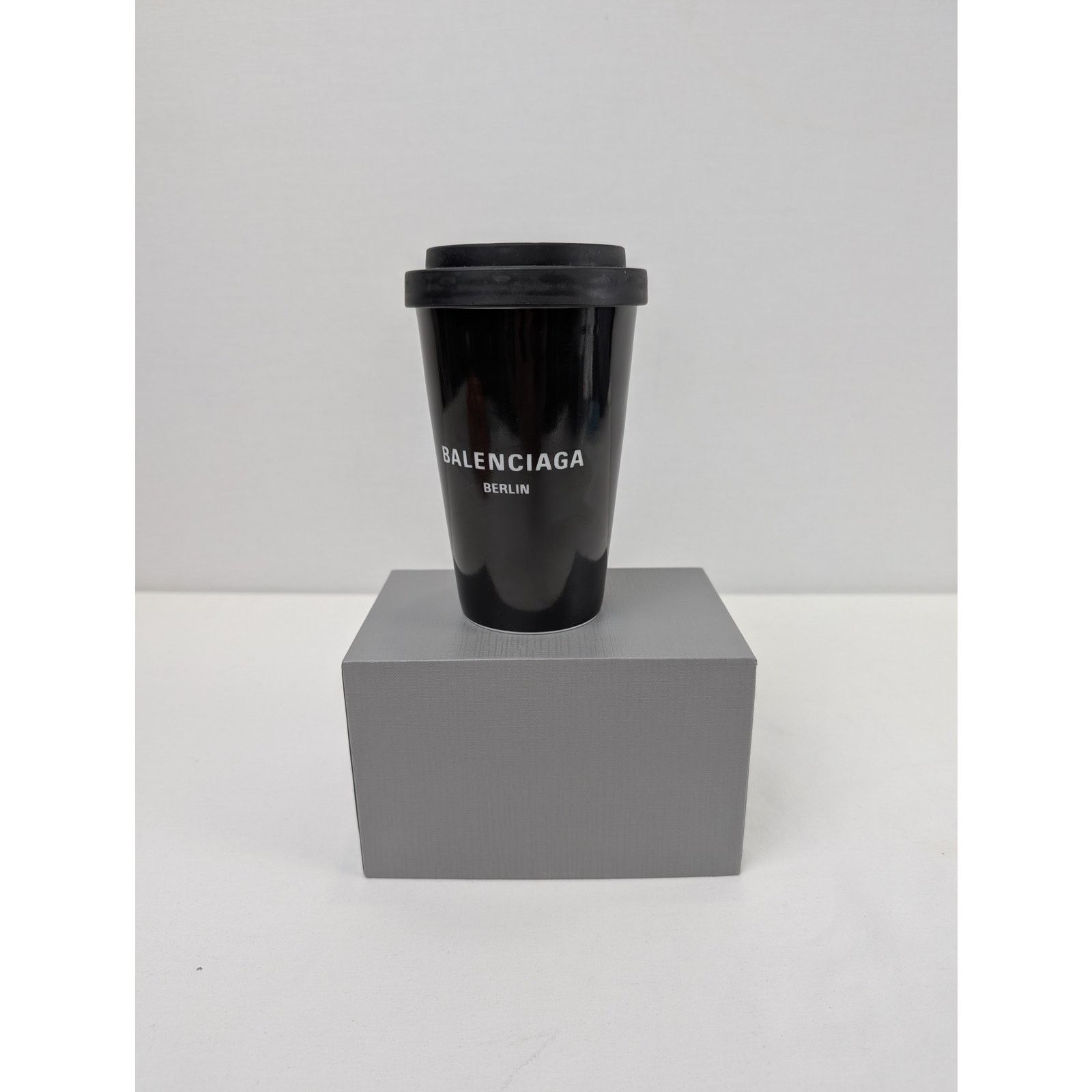 Balenciaga o1rshd1 Q:3 / Size:OS/ Berlin Porcelain Coffee Cup Mug Black Size ONE SIZE - 9 Thumbnail