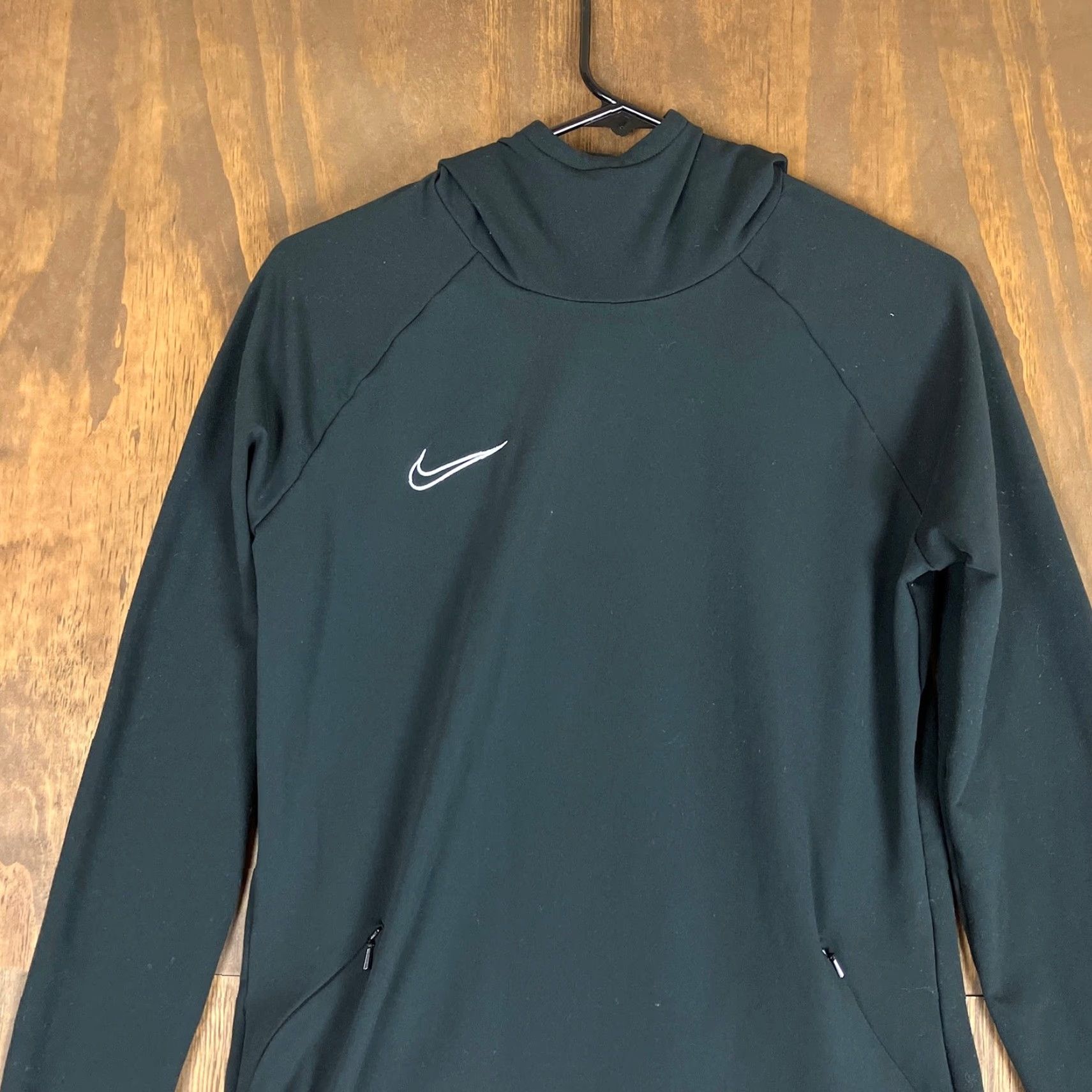 Nike Nike Womens Hoodie Black Dri Fit Slim Fit Hooded Pullover Medium Size M / US 6-8 / IT 42-44 - 2 Thumbnail