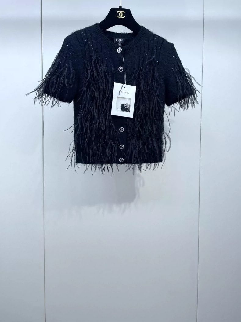 Chanel Chanel 5S new hot diamond ostrich wool knitted cardigan 250 Size XXS / US 00 / IT 34 - 1 Thumbnail