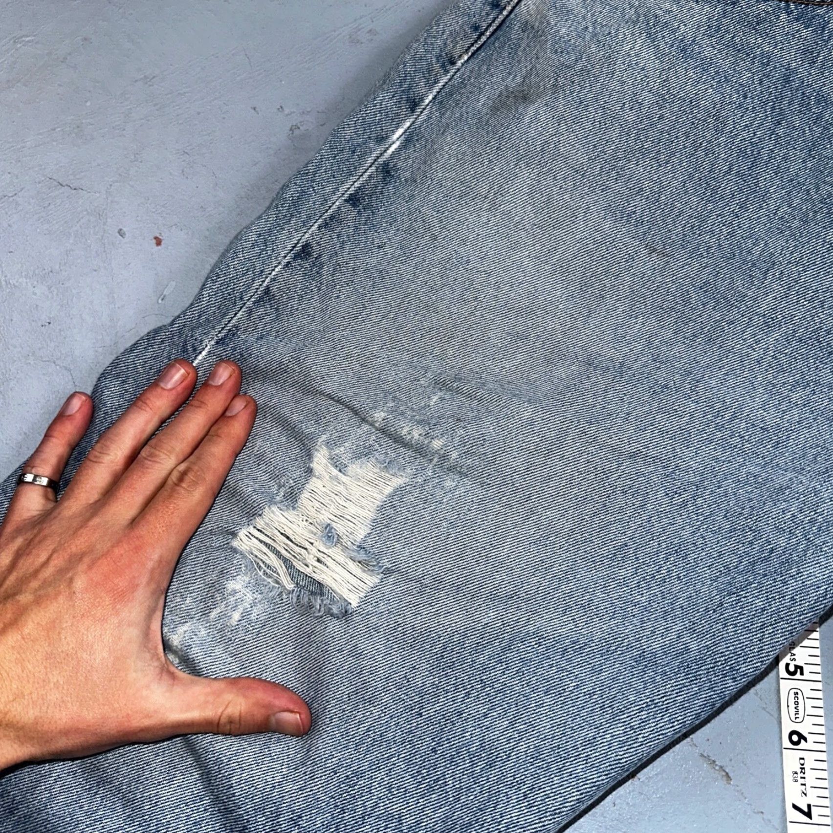 Levi's VINTAGE Levi's 501 Jeans Men 38x30 Light Wash Denim Straight 90s 501 Series 90s Theme Size US 38 / EU 54 - 7 Thumbnail