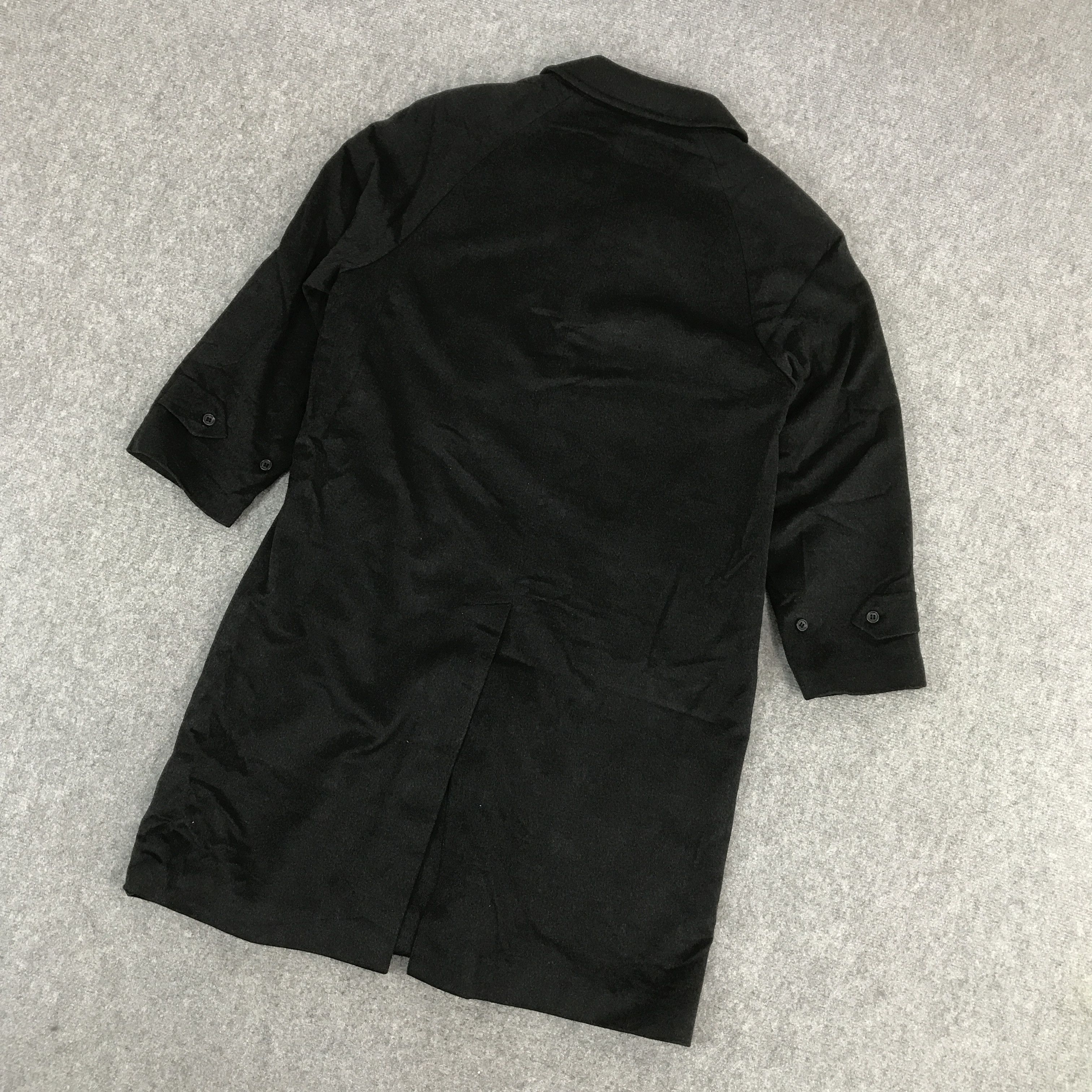 Pierre Balmain PIERRE BALMAIN PARIS WOOL BUTTON COAT JACKET Size US L / EU 52-54 / 3 - 6 Thumbnail
