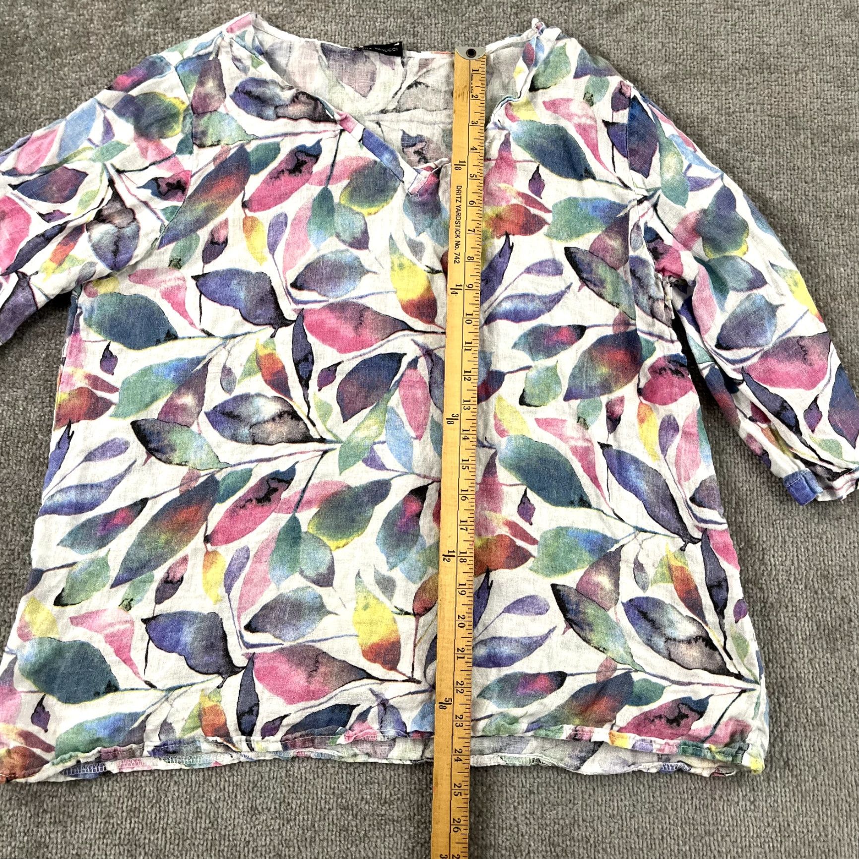 Vintage LUCA VANUCCI Blouse Women Medium White Floral Leaf 100% Linen Roll Top Italy Womens Size M / US 6-8 / IT 42-44 - 4 Thumbnail