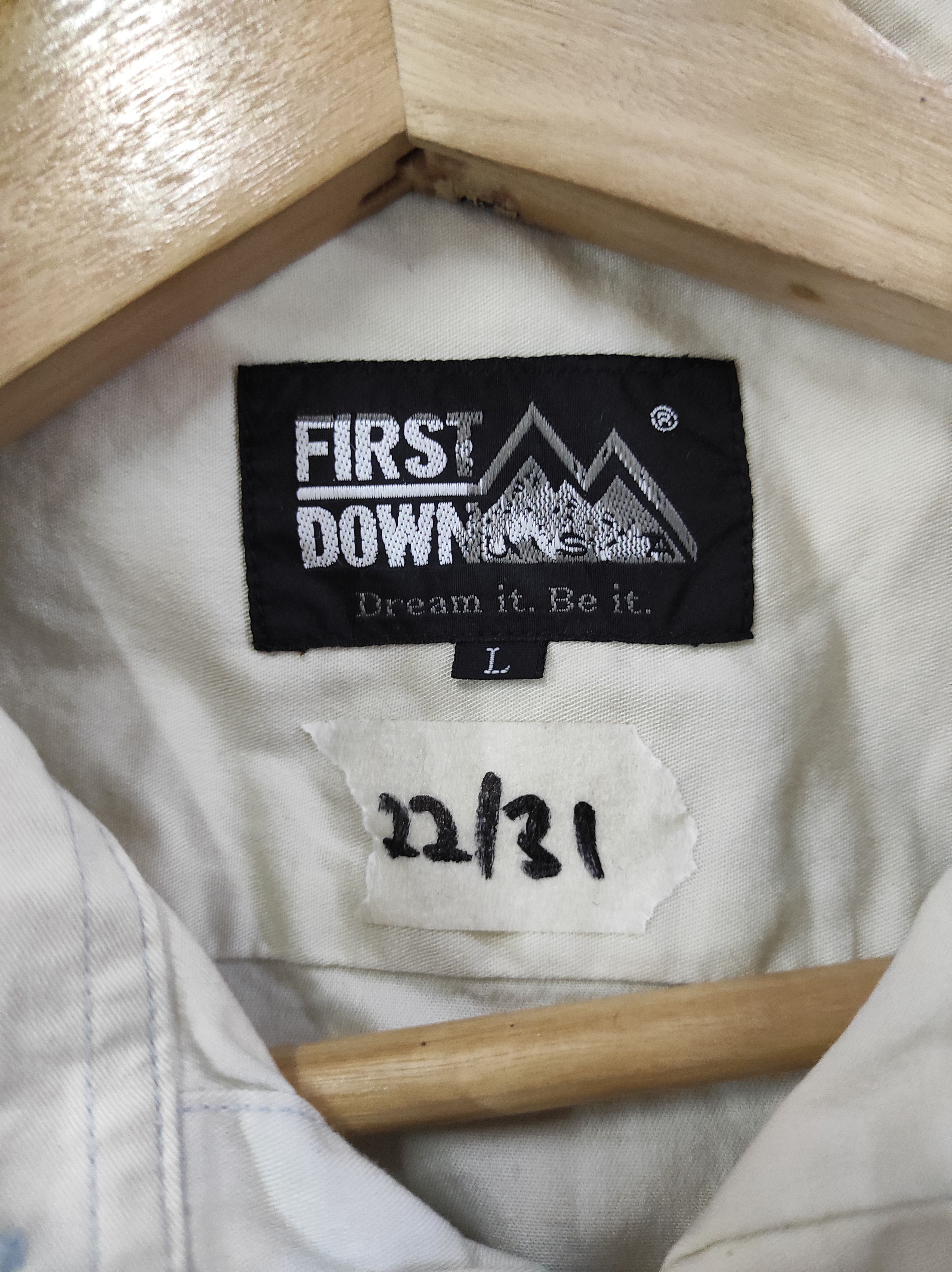 FIRST DOWN DOUBLE POCKET SHIRT BUTTON UP