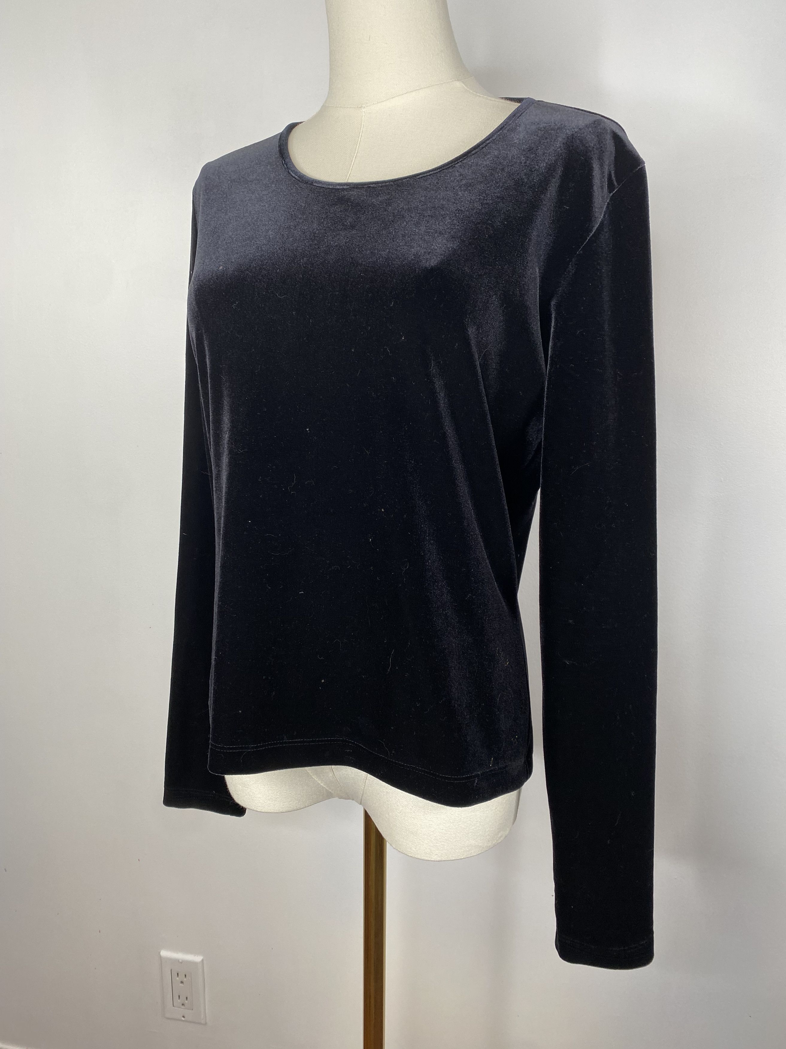 Ann Taylor Black Velvet Long Sleeve Size M / US 6-8 / IT 42-44 - 2 Thumbnail