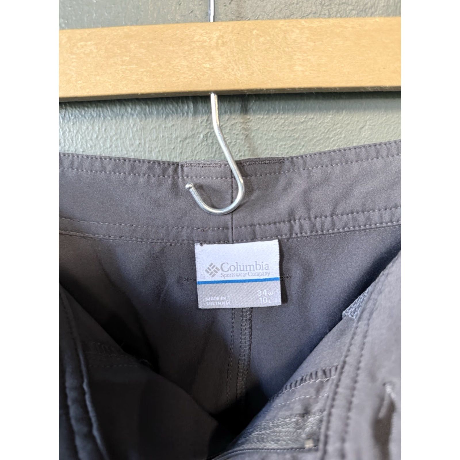 Vintage Columbia Mens Gray Outdoor Nylon Cargo Shorts Cargo Outdoor Nylon 34 Gray Men Regular 34 Mens Columbia Size US 34 / EU 50 - 3 Thumbnail
