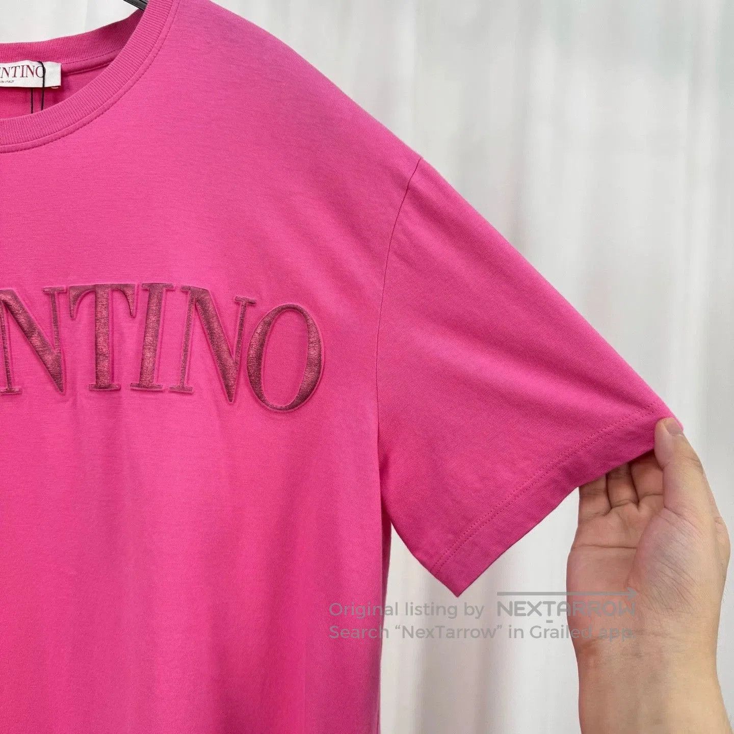 Valentino valentino embossed logo short sleeve t-shirt. Size US M / EU 48-50 / 2 - 4 Thumbnail