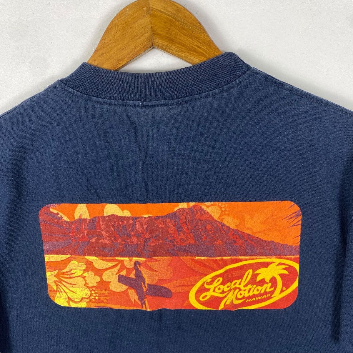 Vintage Vintage LOCAL MOTION Hawaii Graphic Surf Tee Shirt Medium Size US M / EU 48-50 / 2 - 2 Thumbnail