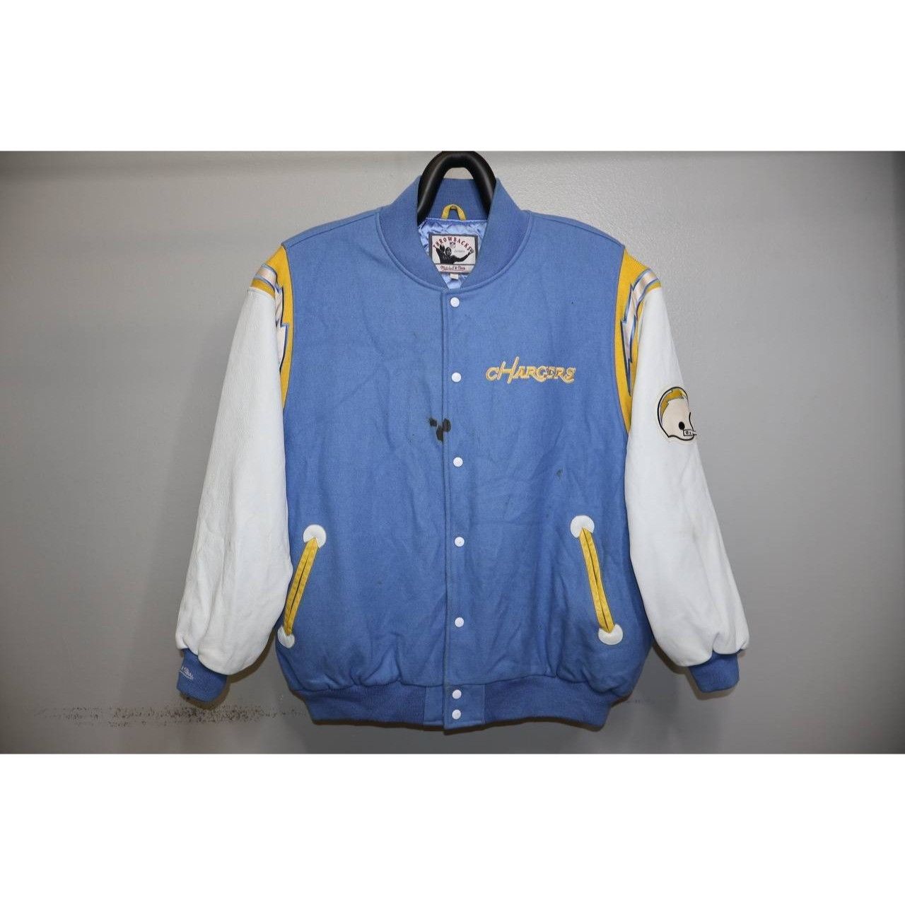 Mitchell & Ness Mitchell & Ness Throwback San Diego Chargers Varsity Jacket Size US XXL / EU 58 / 5 - 1 Thumbnail