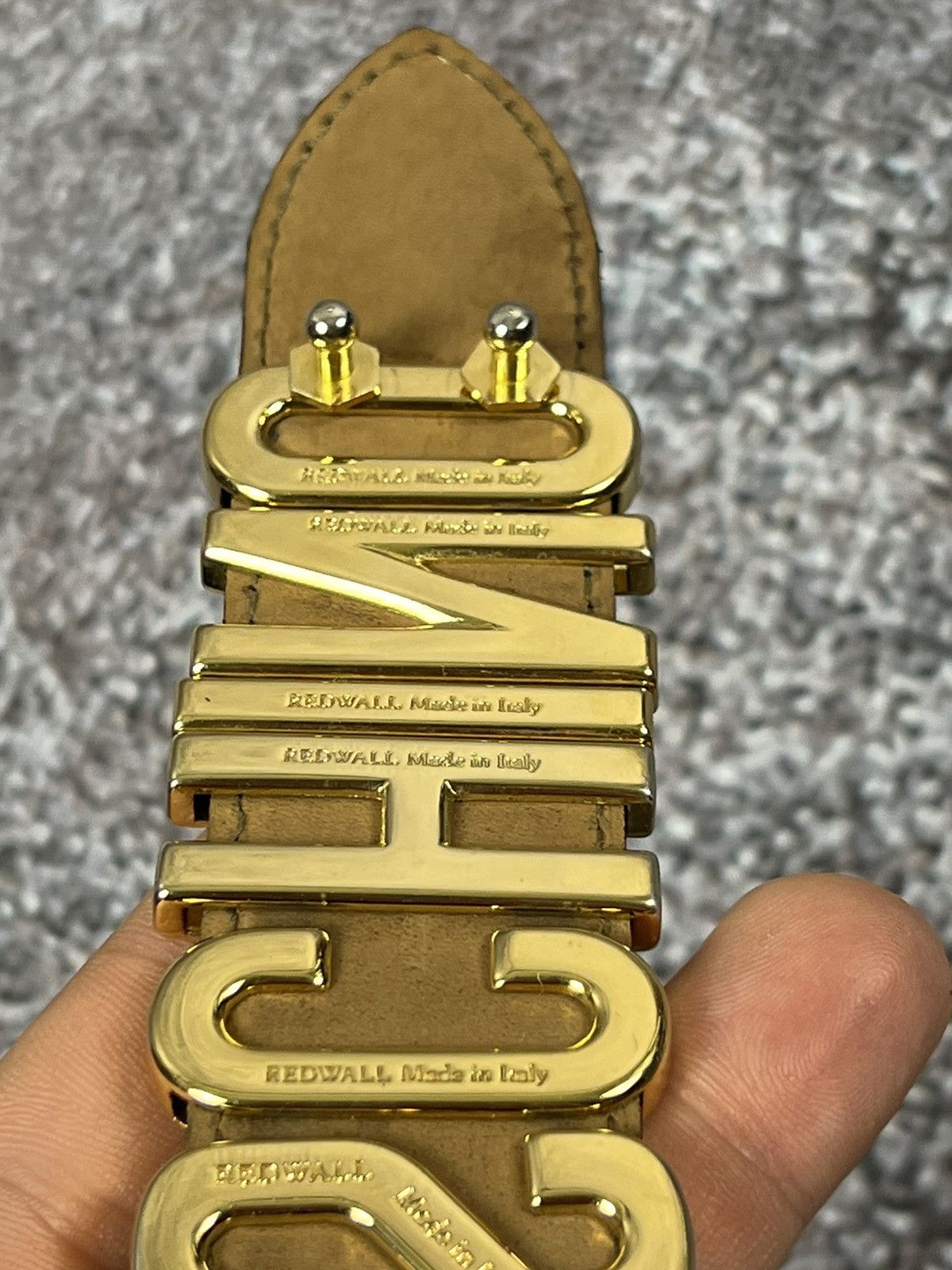 Designer × Moschino × Vintage Rare‼️ 90s Moschino italy by Redwall Lettered icon gold belt Size ONE SIZE - 19 Thumbnail