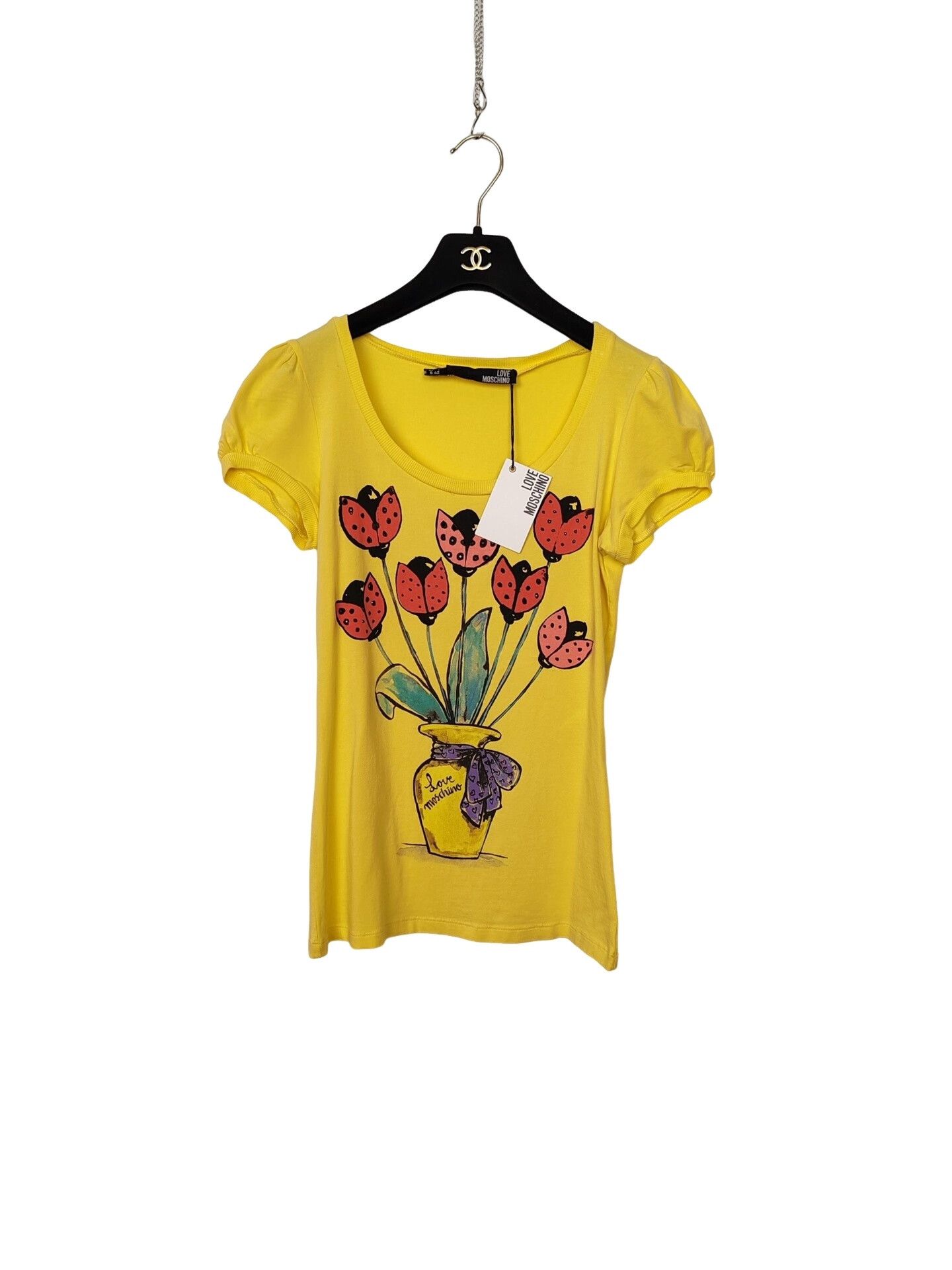 Love Moschino Love Moschino Ladybug Floral T-Shirt Size 42 Size M / US 6-8 / IT 42-44 - 1 Thumbnail