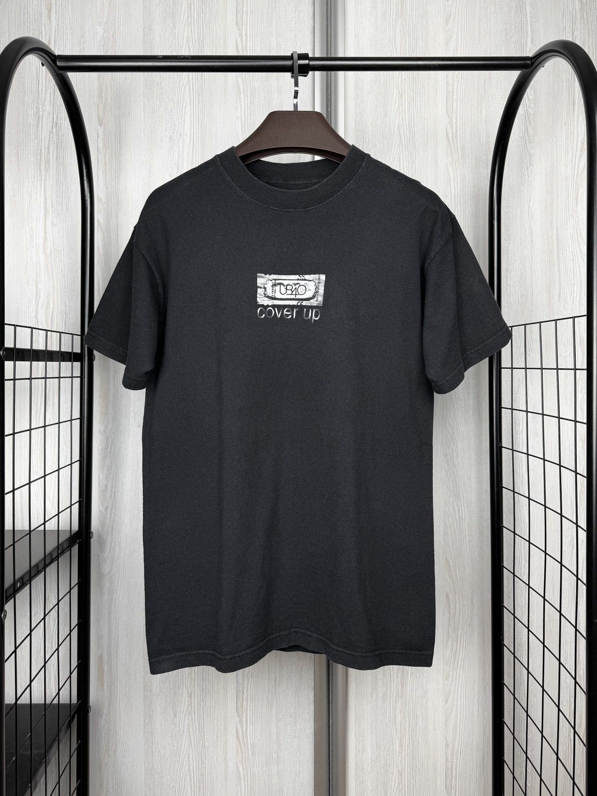 Vintage Vintage 90s Rare UB40 Cover Up Screen Stars Band Tee shirt Size US M / EU 48-50 / 2 - 1 Thumbnail