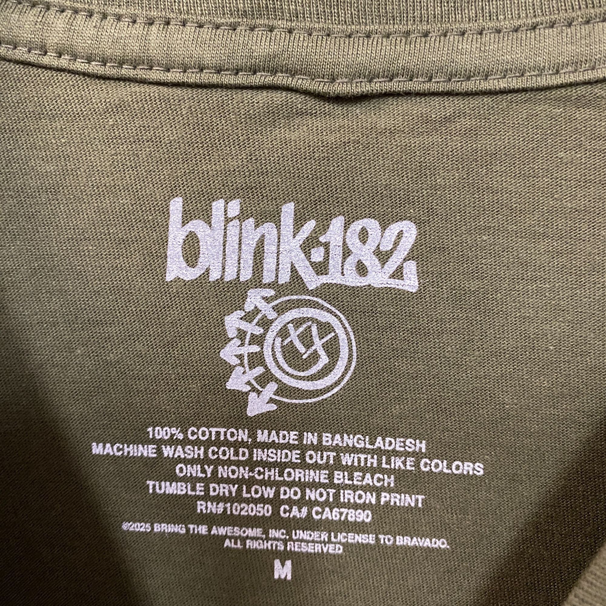 Other Blink-182 Pink Gradient Logo T-Shirt Medium Size US M / EU 48-50 / 2 - 4 Thumbnail