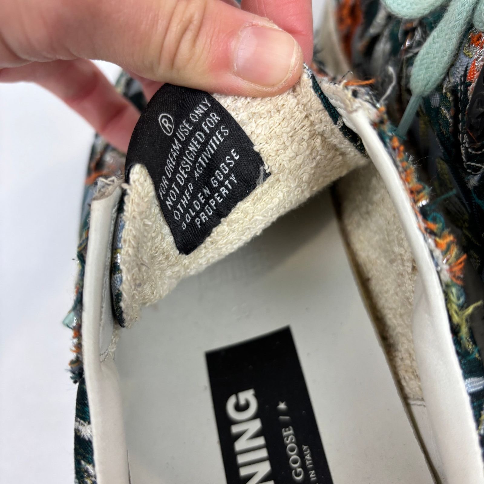 Golden Goose Golden Goose Running Floral Low Top Sneakers Women's 39 / 9 Size US 9 / IT 39 - 11 Thumbnail