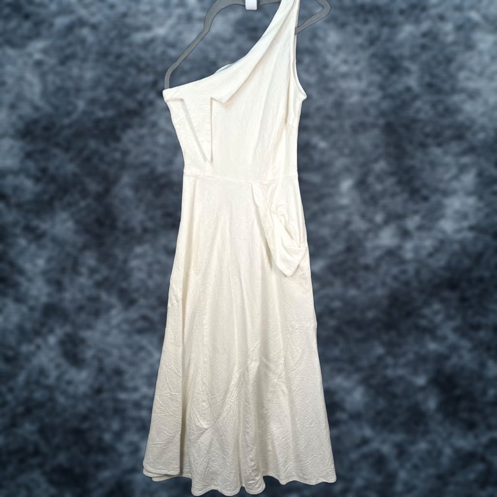 Vintage Fashion Brand Company Womens Small One-Shoulder White Textured Midi Dress Shirt dress Womens Small One-Shoulder White Midi Dress A-Line Spring Summer Size S / US 4 / IT 40 - 1 Thumbnail