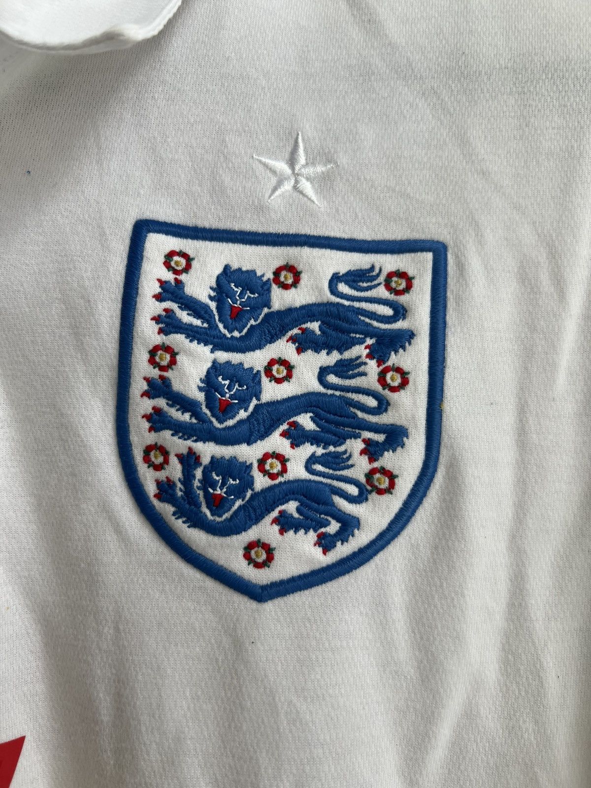 David Beckham × Umbro × Vintage Vintage 2010 Umbro England FA David Beckham #7 Home Jersey Size US M / EU 48-50 / 2 - 5 Thumbnail