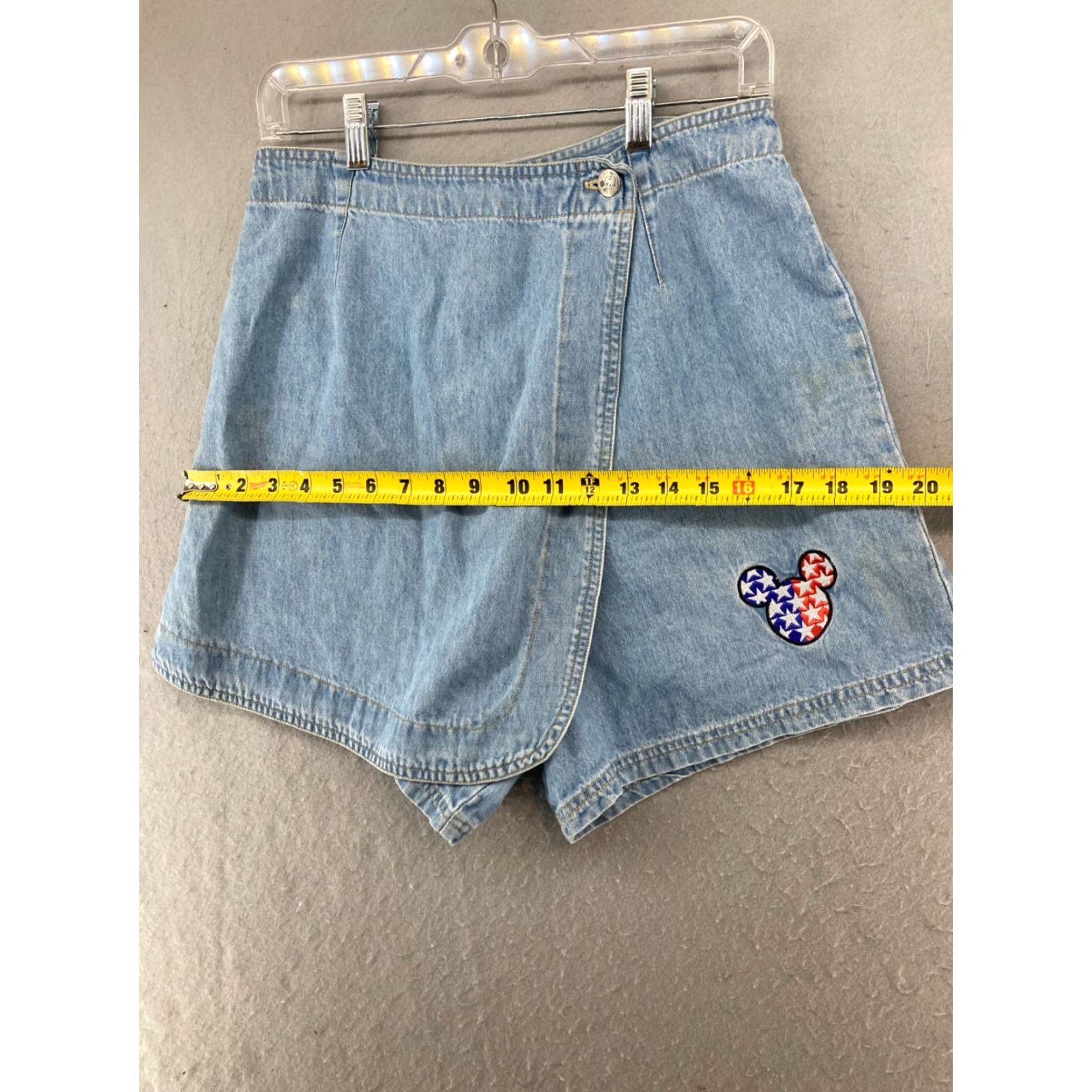 Mickey Unlimited Mickey Unlimited Women's Skort 11 Blue Denim Embroidered Casual 90s Cartoon Size 32" / US 10 / IT 46 - 3 Thumbnail